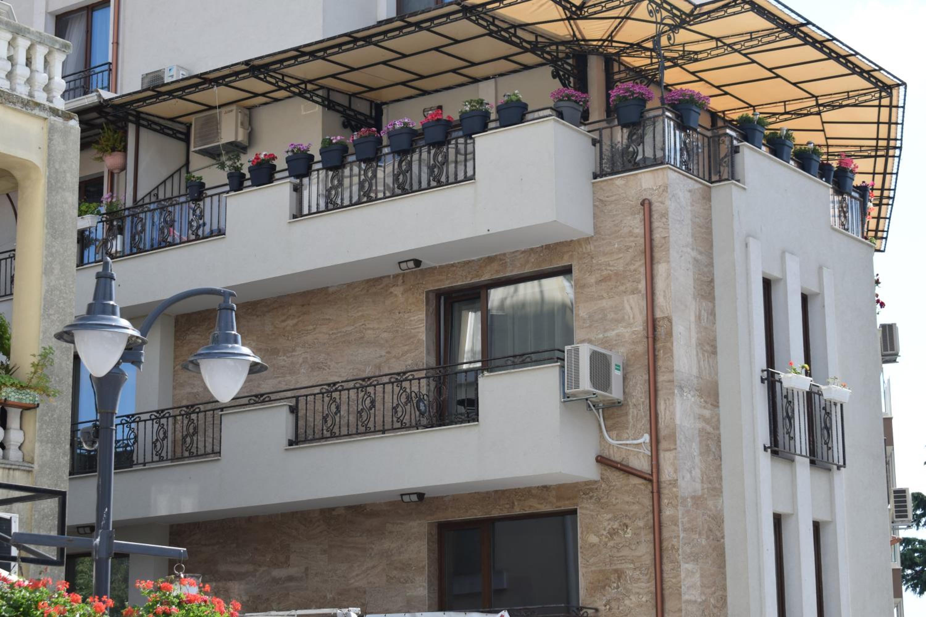 Top center apartment Gramophone with private parking