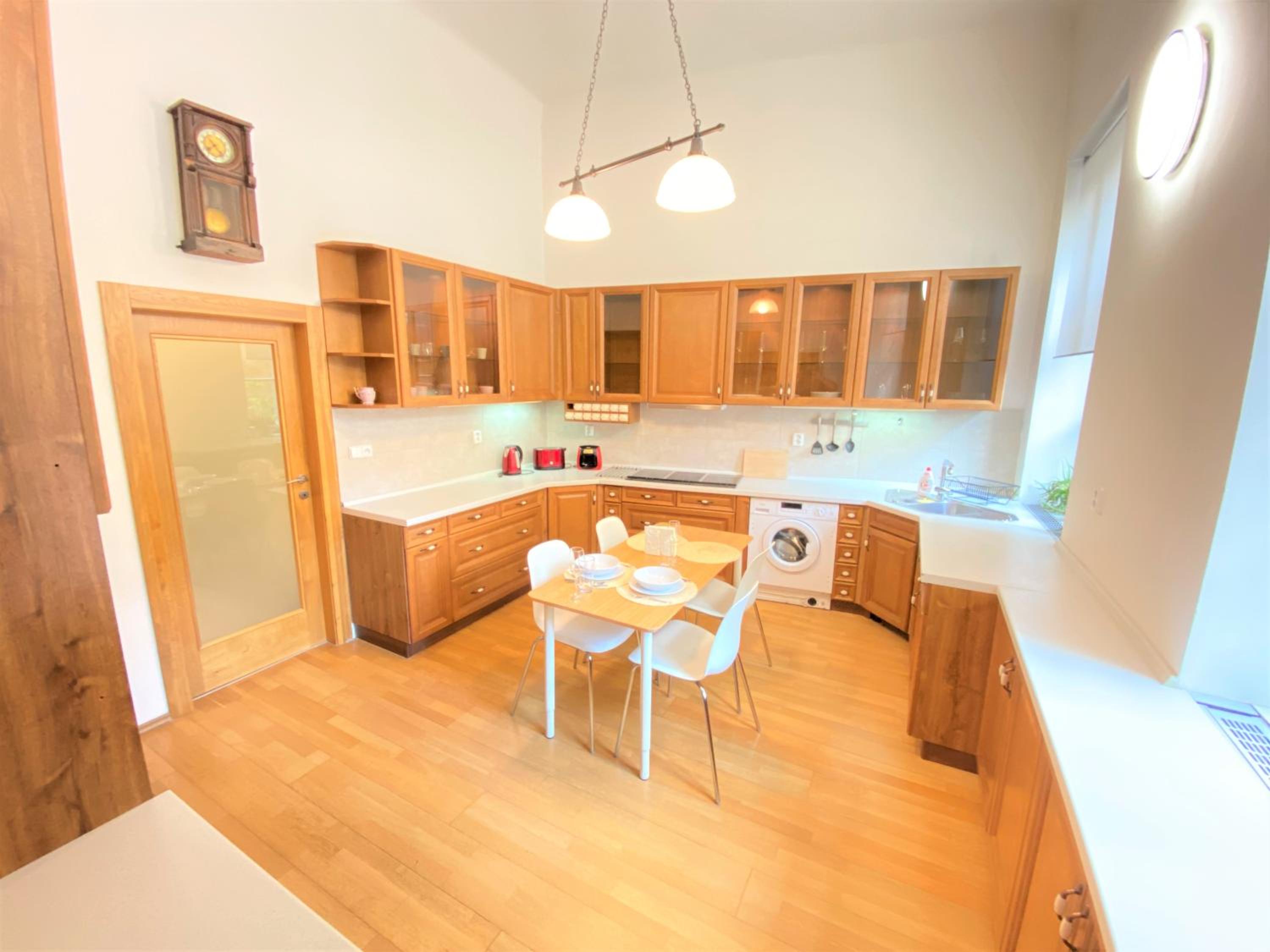 Black Eagle Apartments