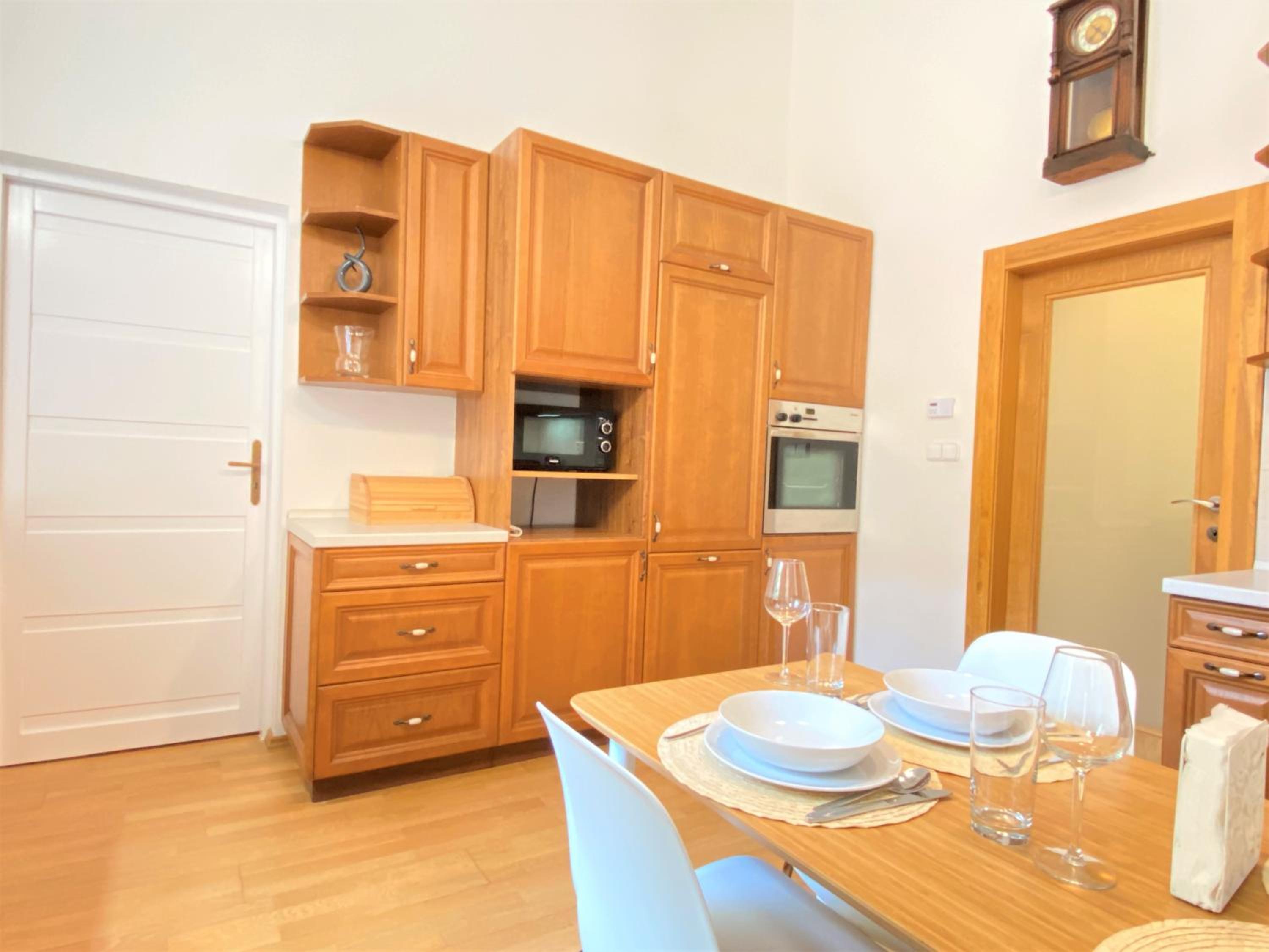 Black Eagle Apartments