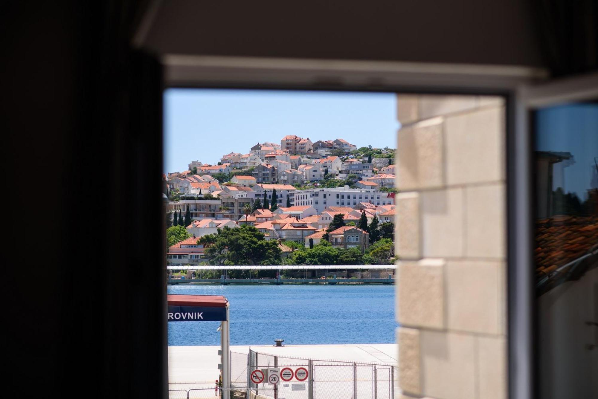 Ora Luxury Rooms