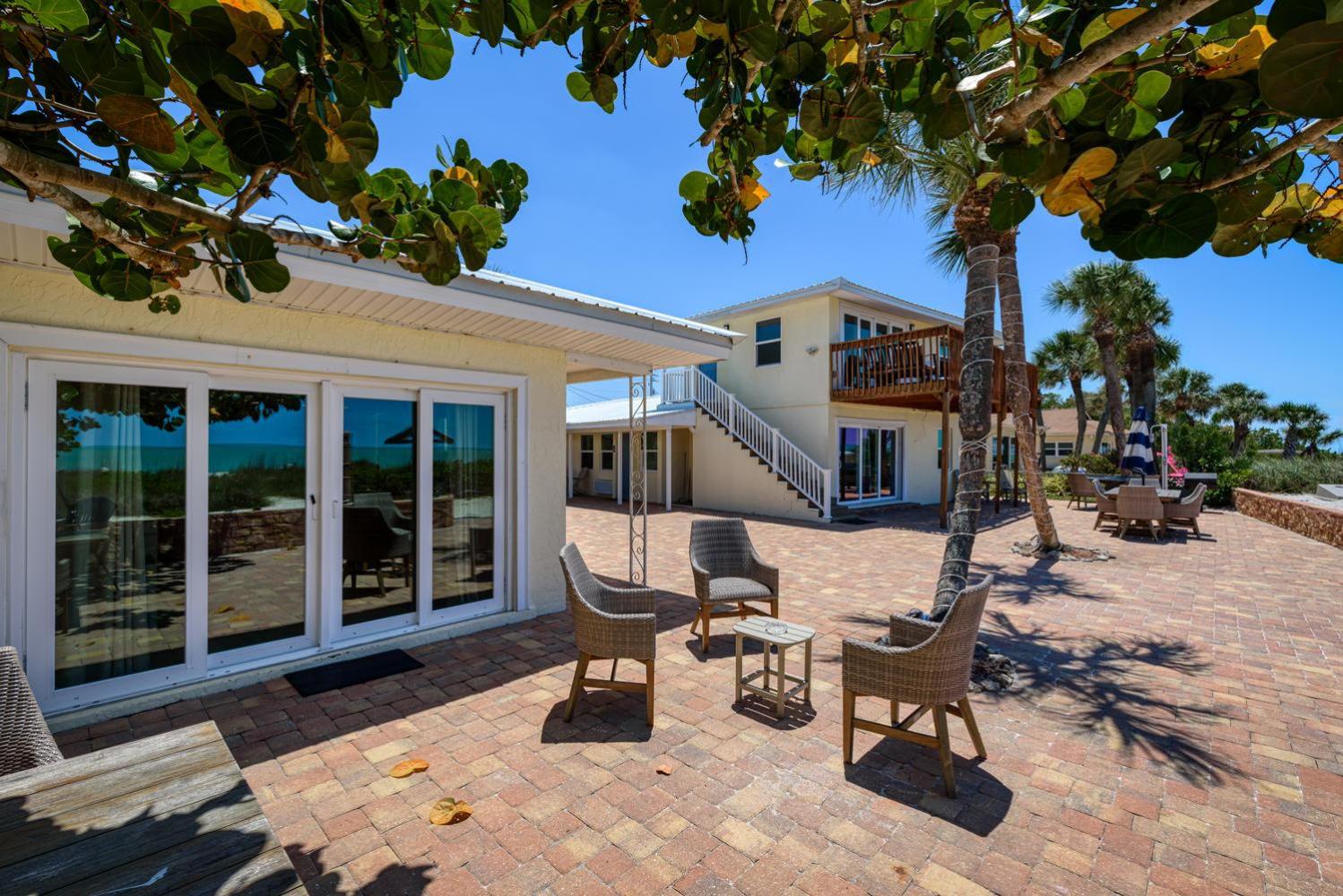 Suntan Terrace