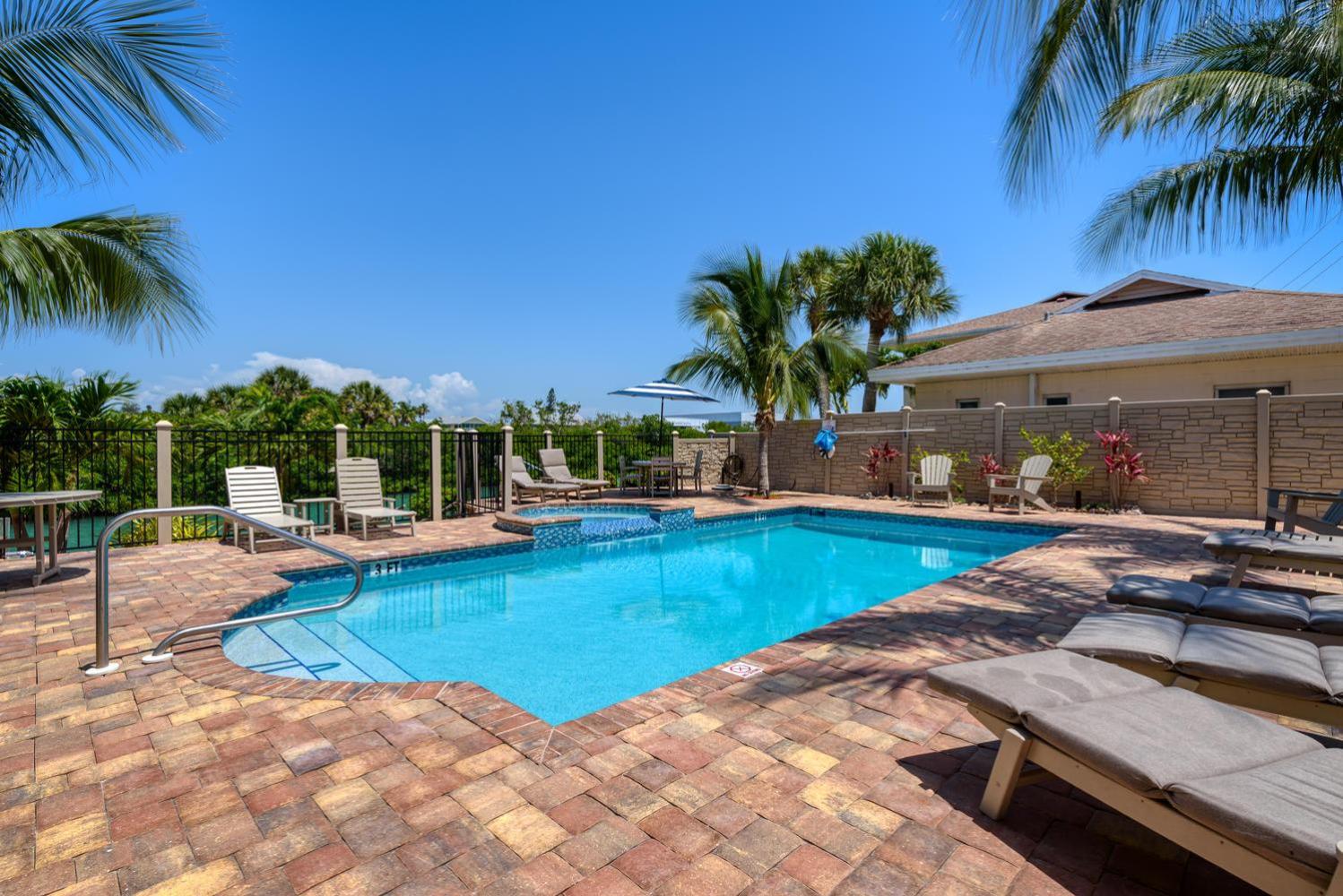 Suntan Terrace