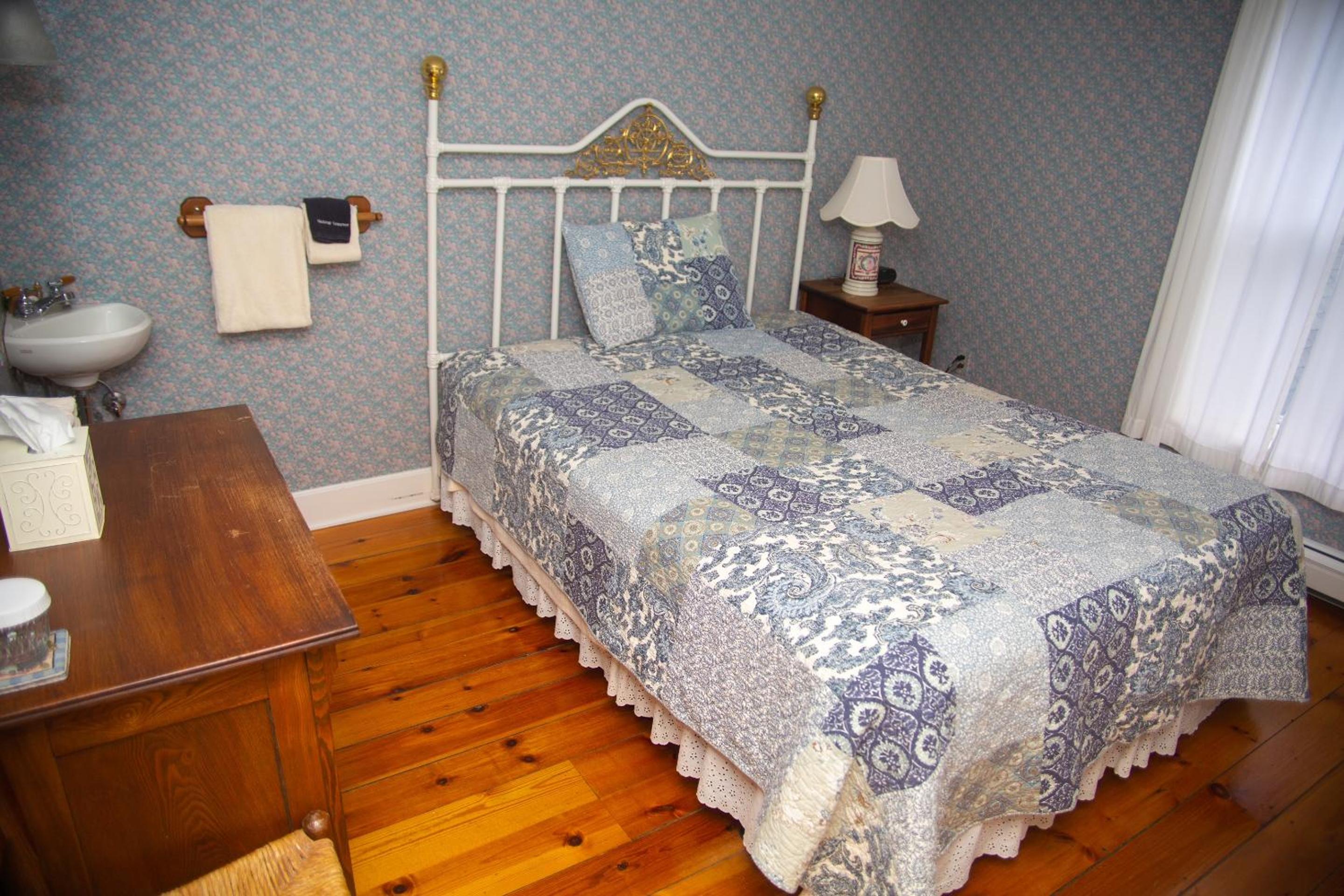 Sylvan Inn Bed & Breakfast