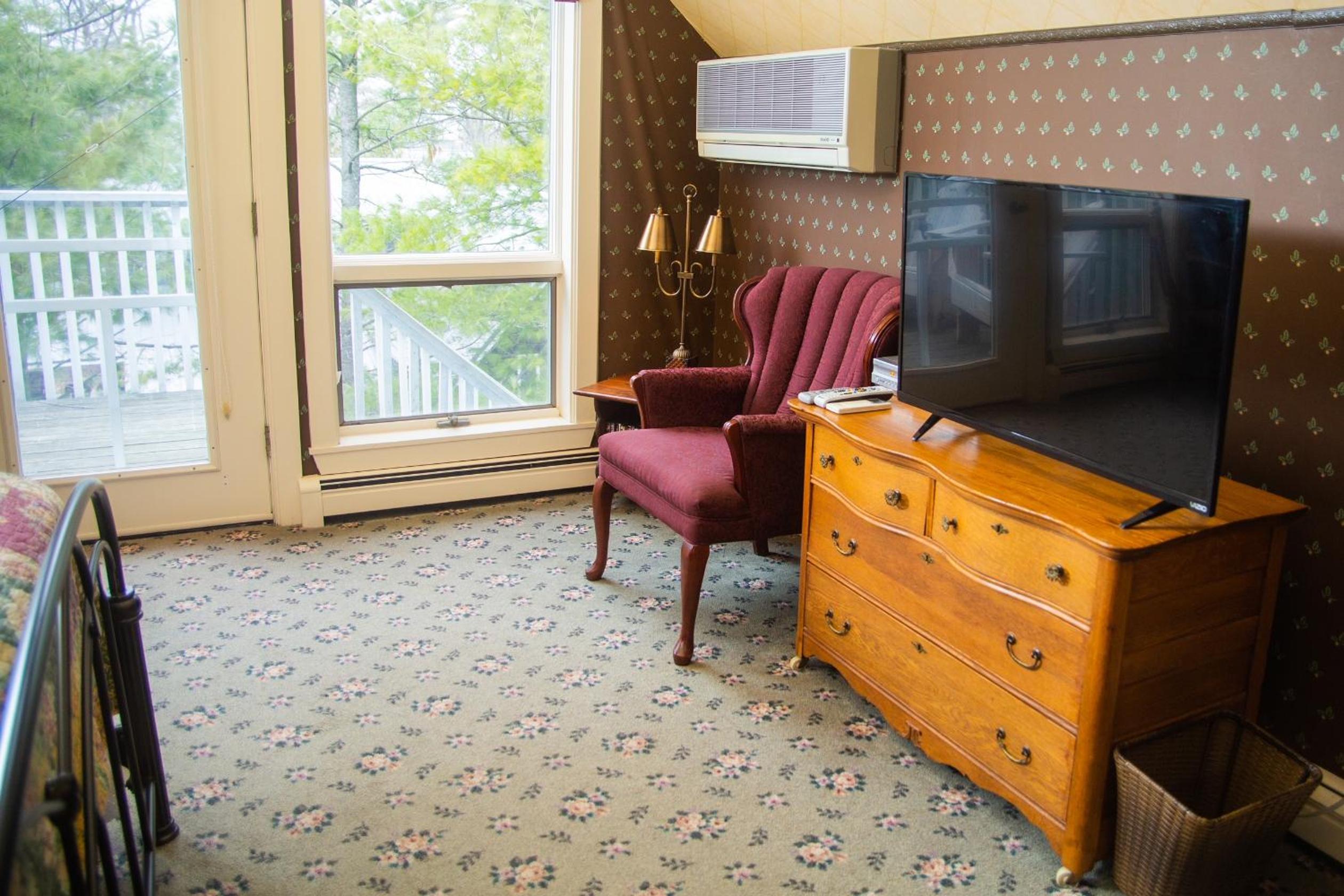 Sylvan Inn Bed & Breakfast