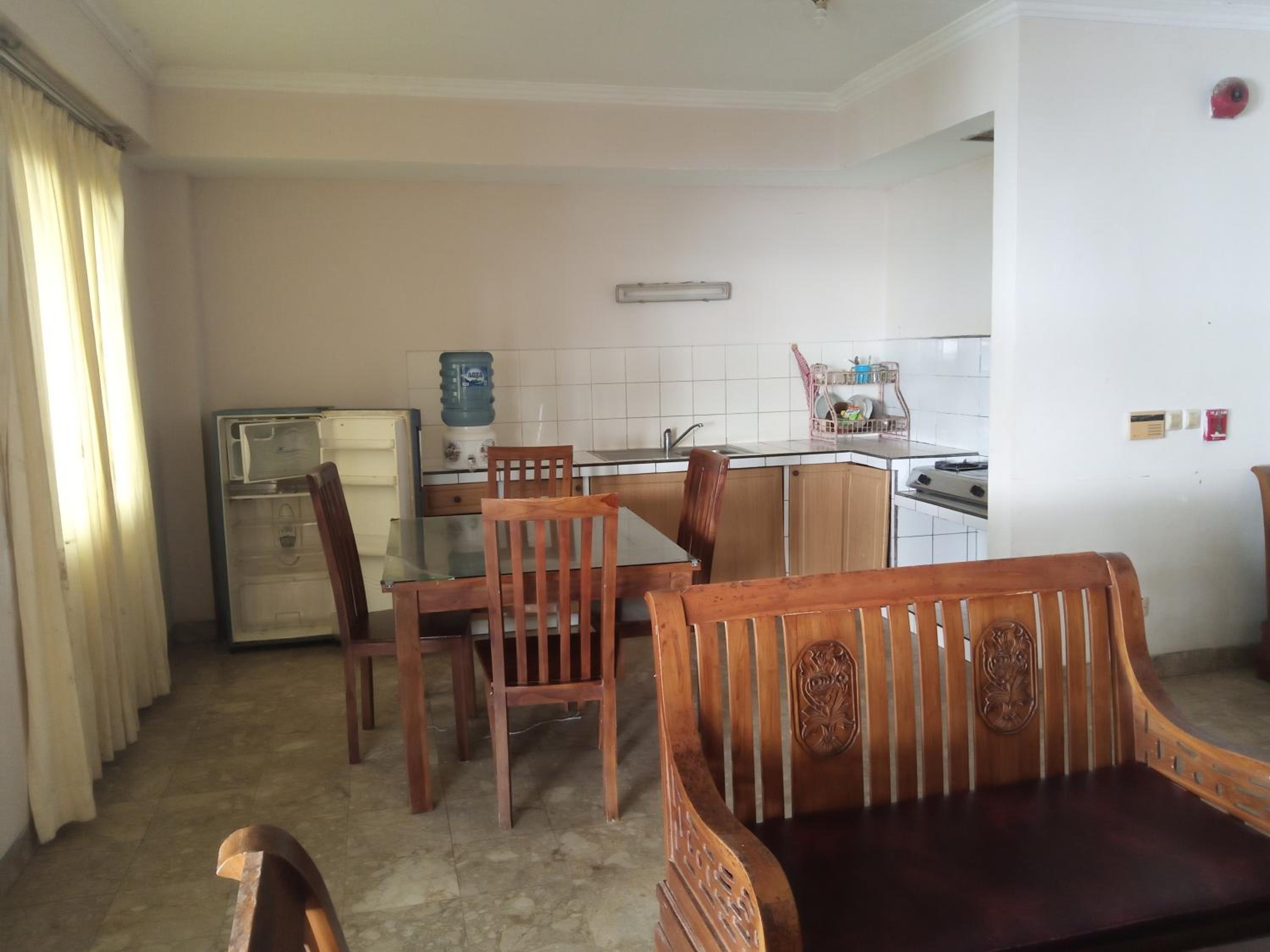 PENGINAPAN KONDOMINIUM CARITA - PAK BoS