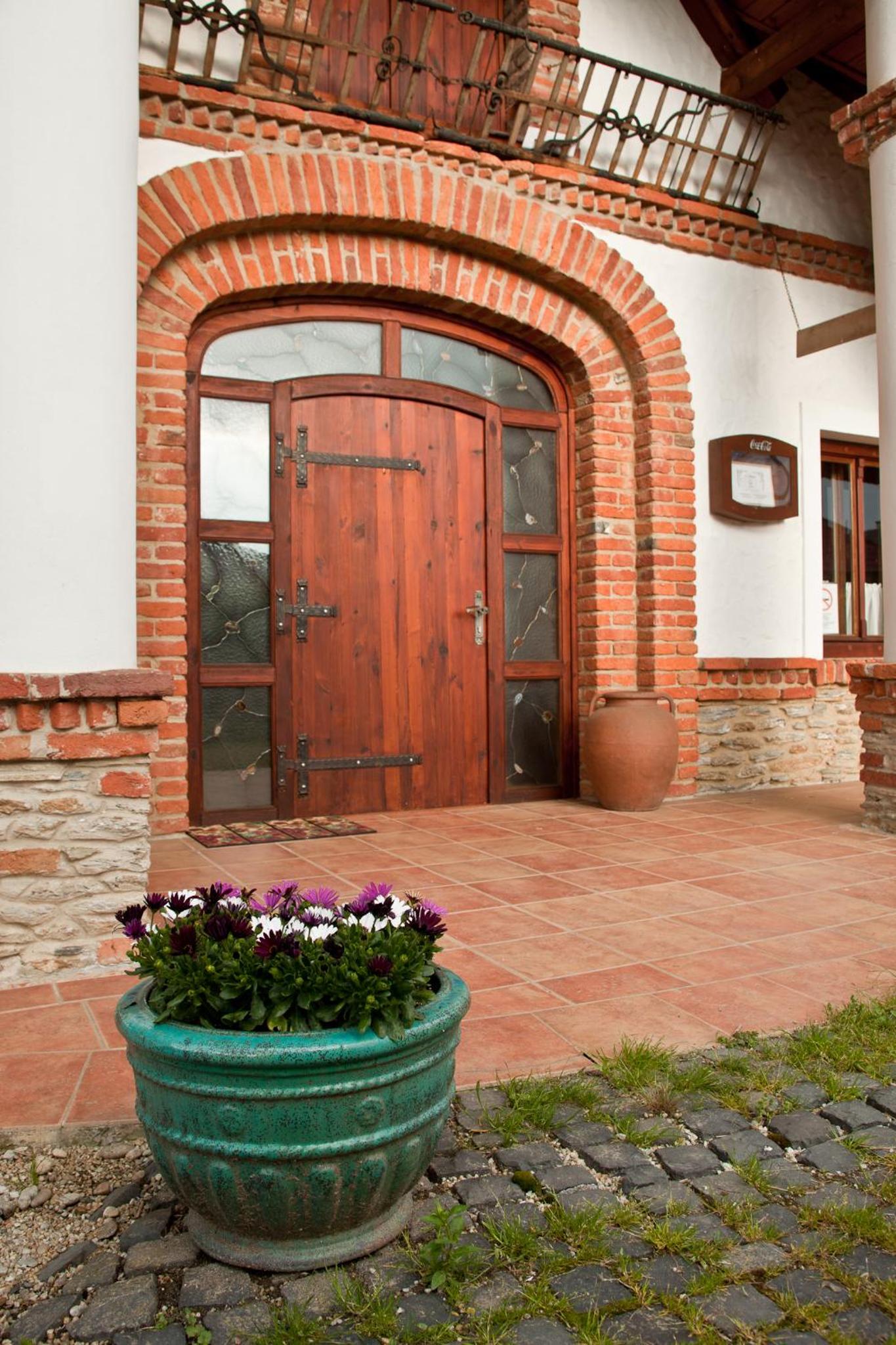 Photo 37