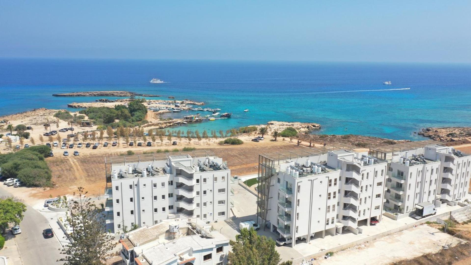 Emerald Suites