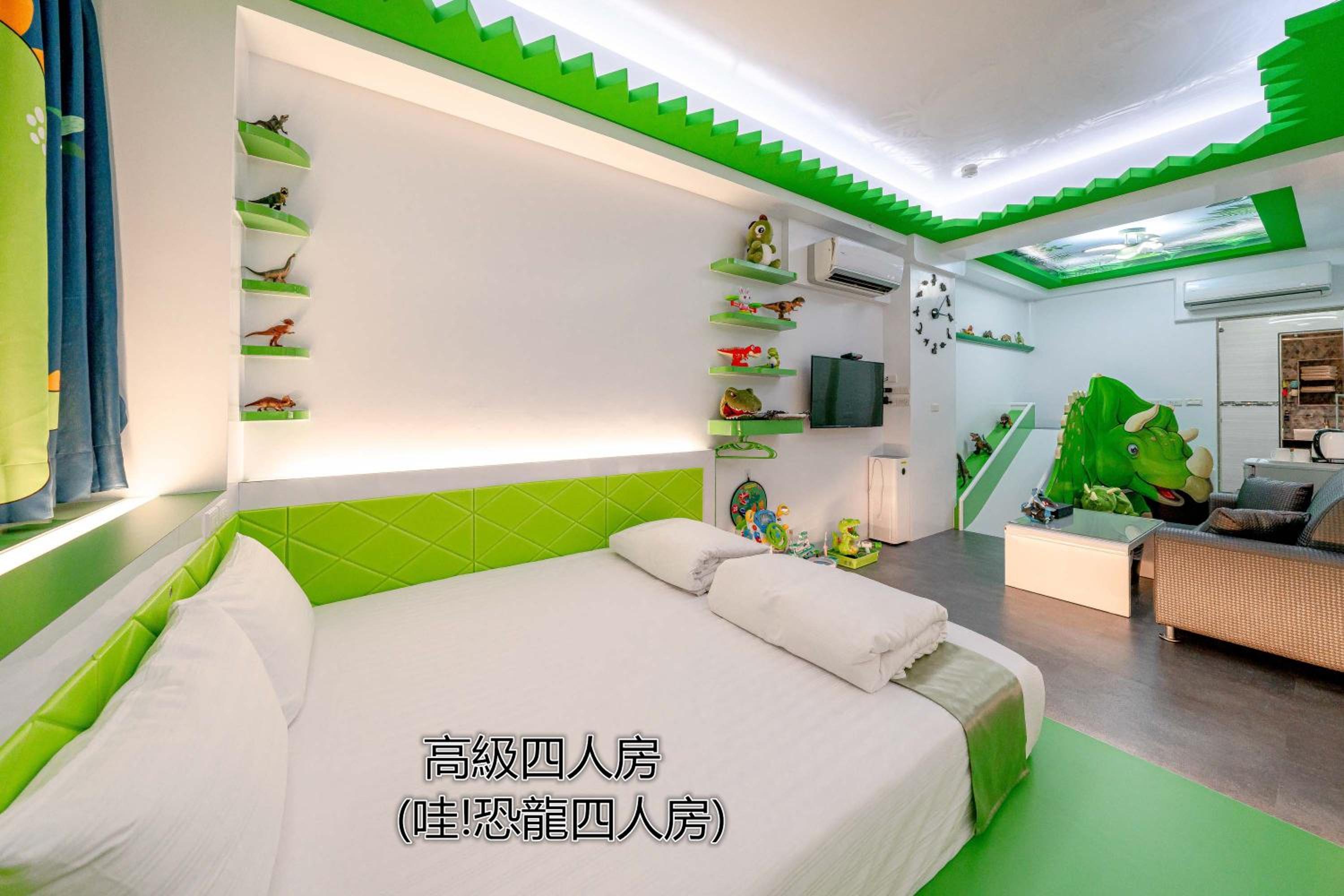 台南樂遊親子溜滑梯電梯民宿