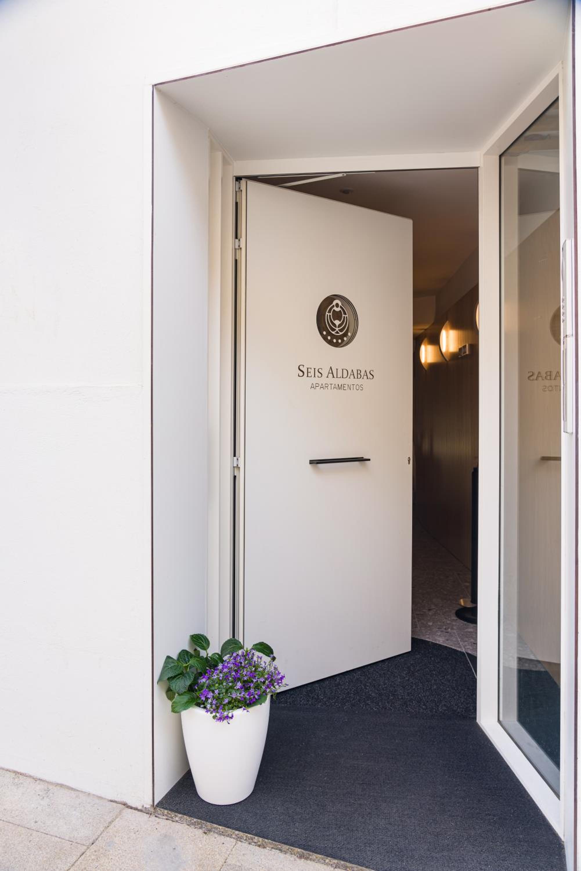 SEIS ALDABAS Apartamentos photo 2