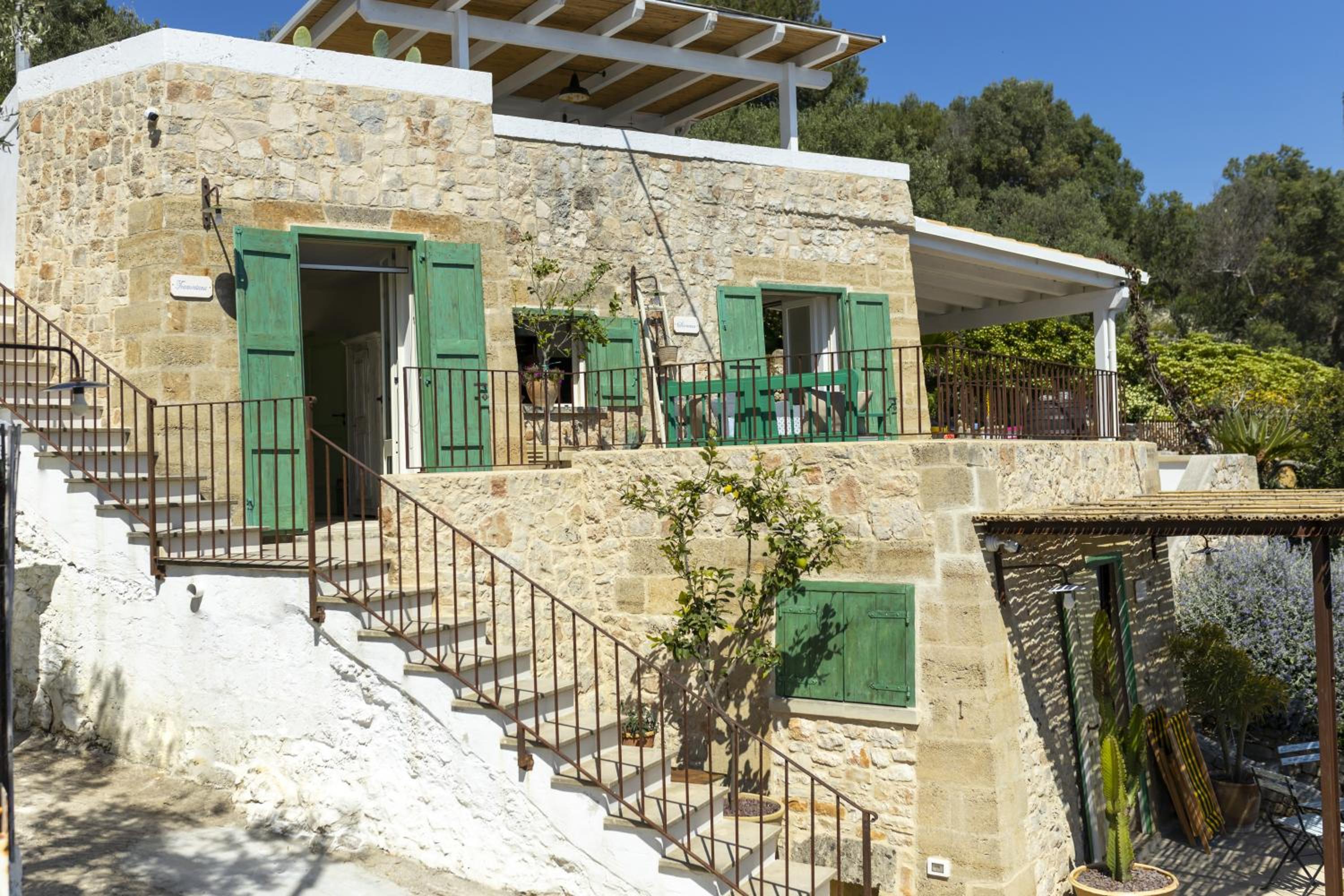 Casa Vacanze De Vita - Amazing view on the coast, photo 2