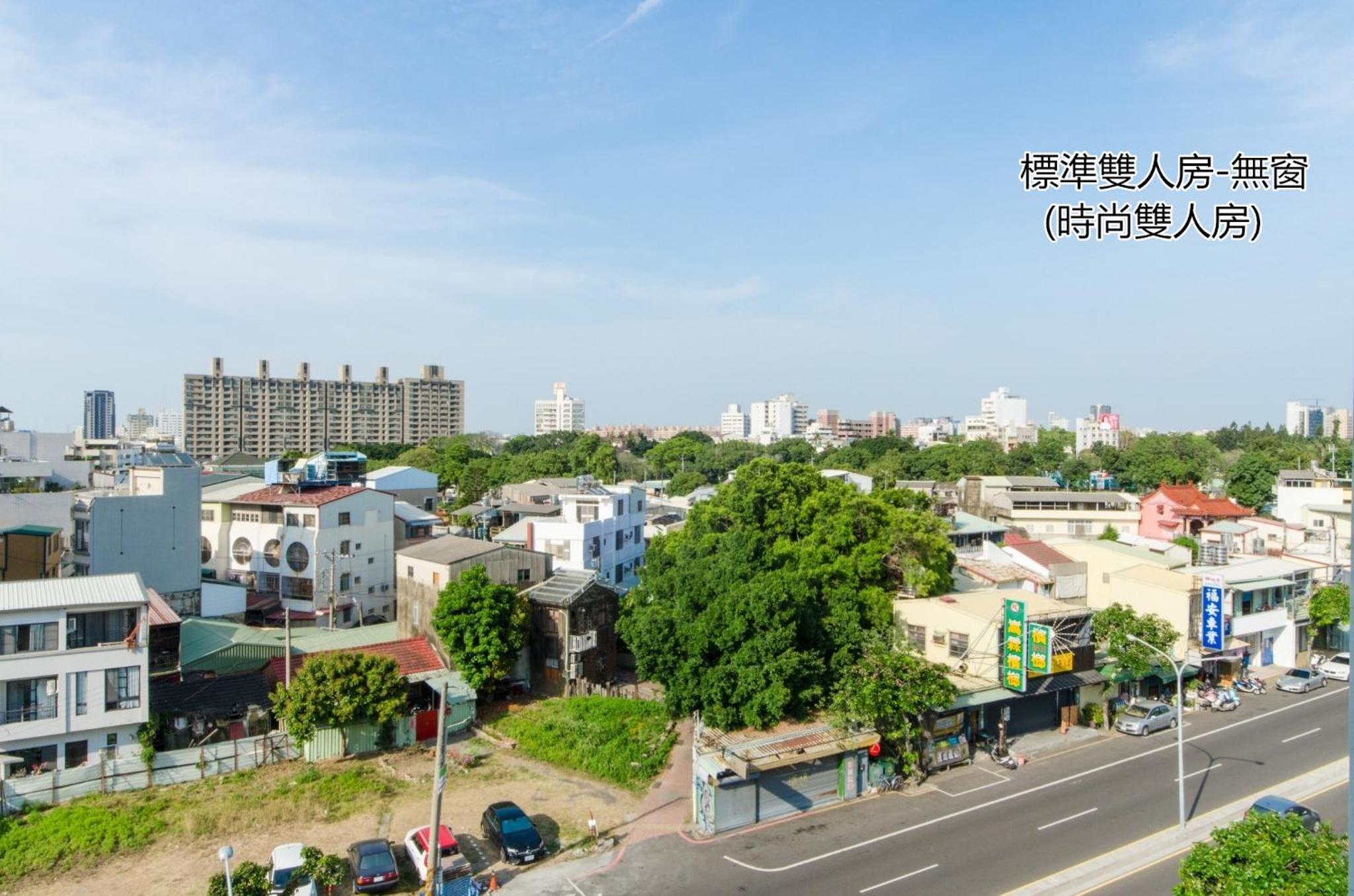 台南樂遊親子溜滑梯電梯民宿