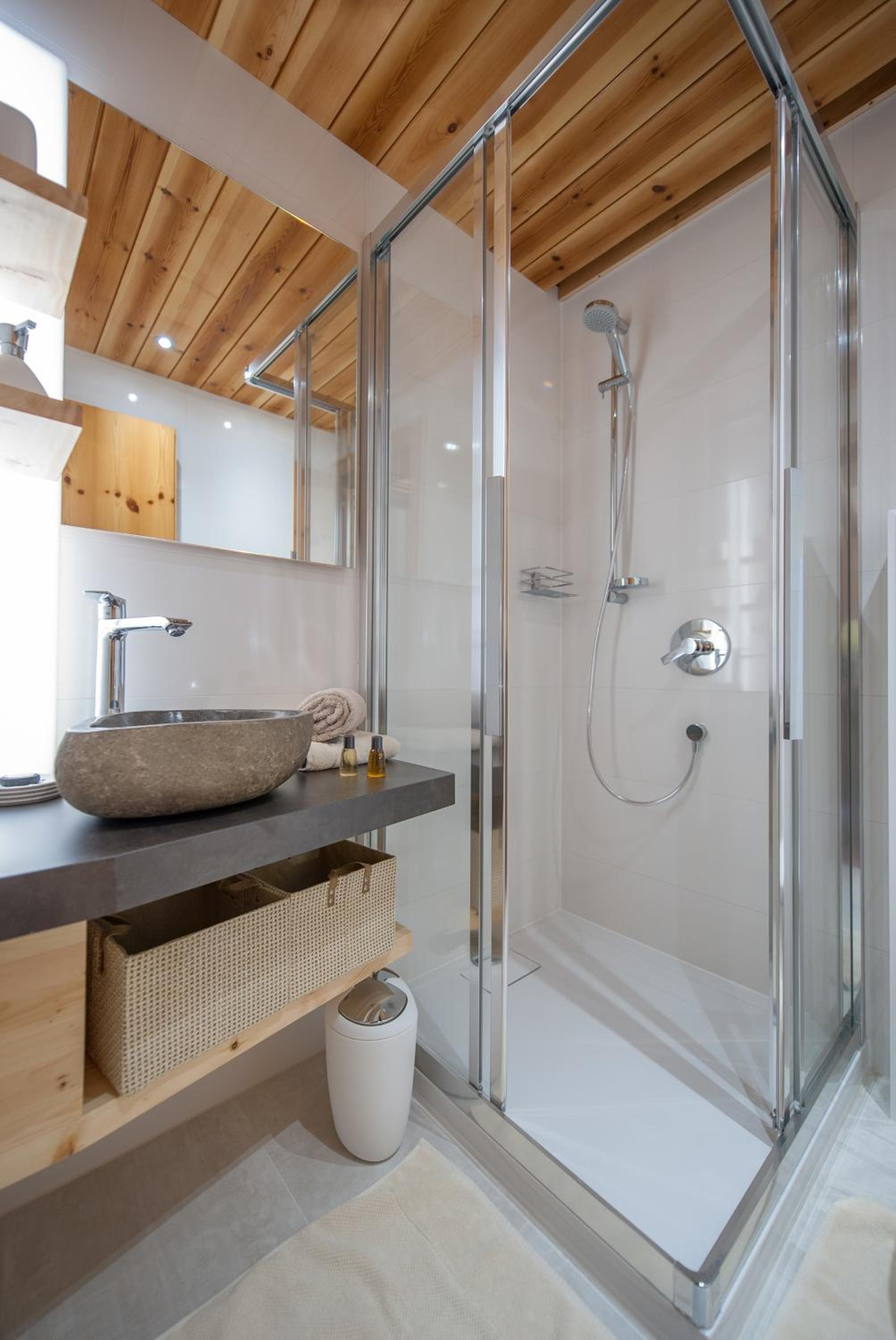 Arlsuites