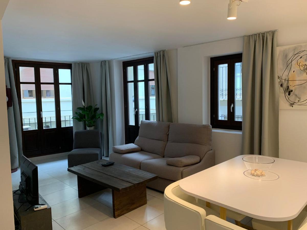 Plaza Negrito Apartments view 4