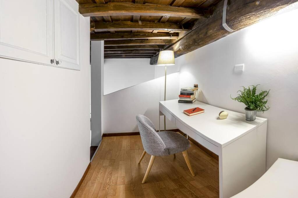 Chiara's place at Pantheon - your apt in Rome