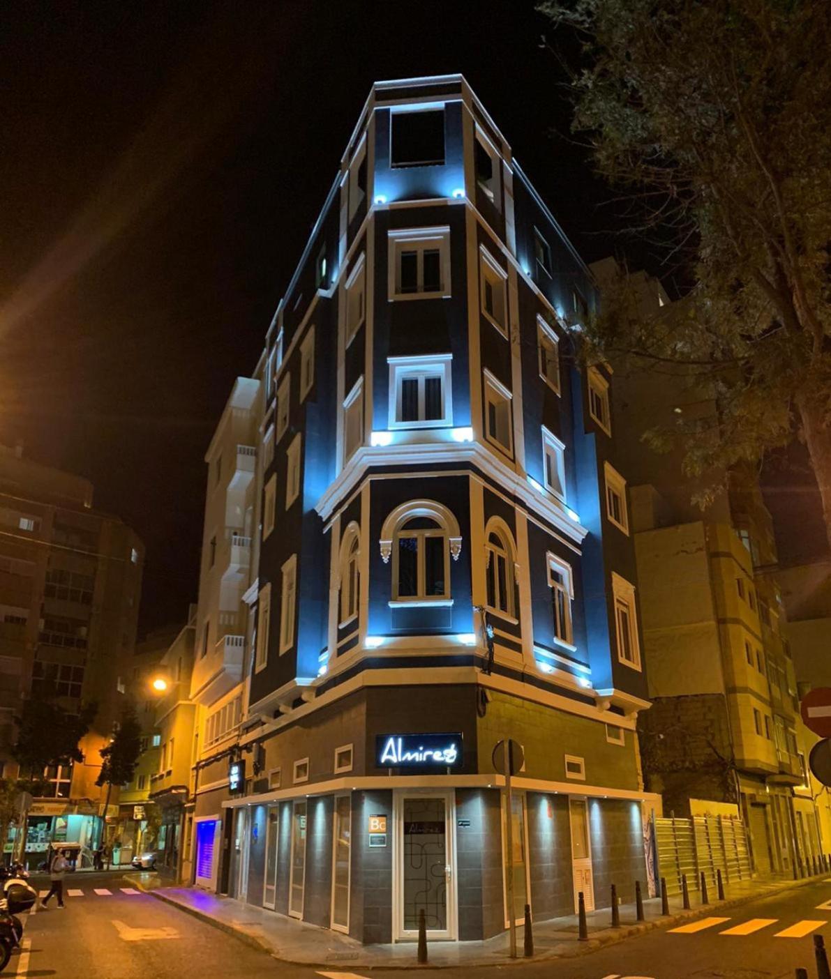Gran Marina Suites