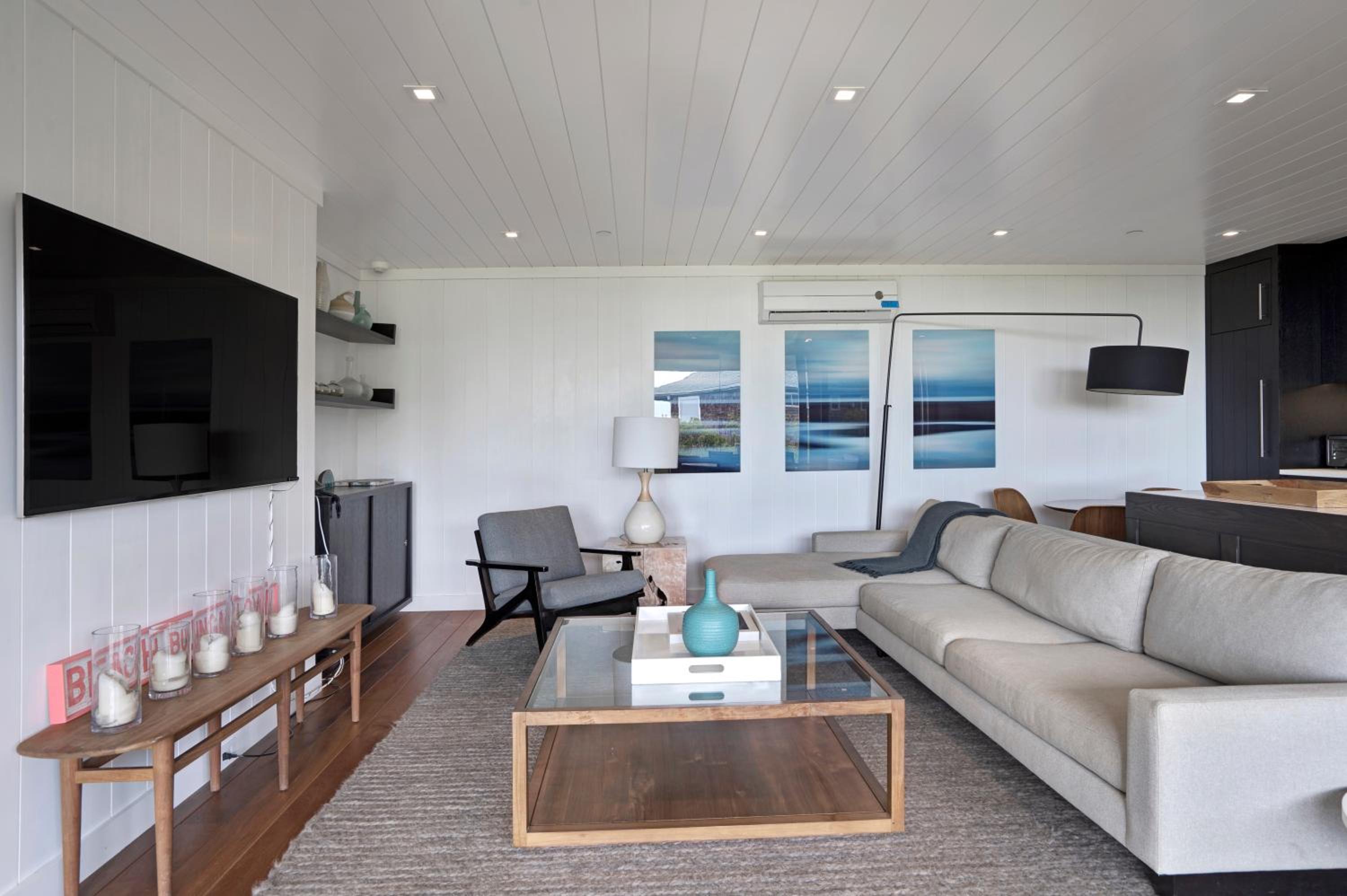 Driftwood Resort on the Ocean