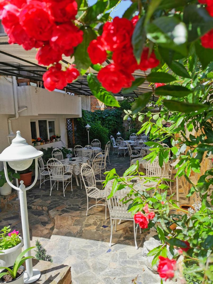 outdoor BBQ area