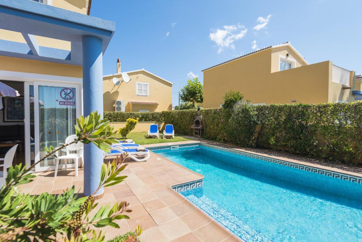 Villas Amarillas