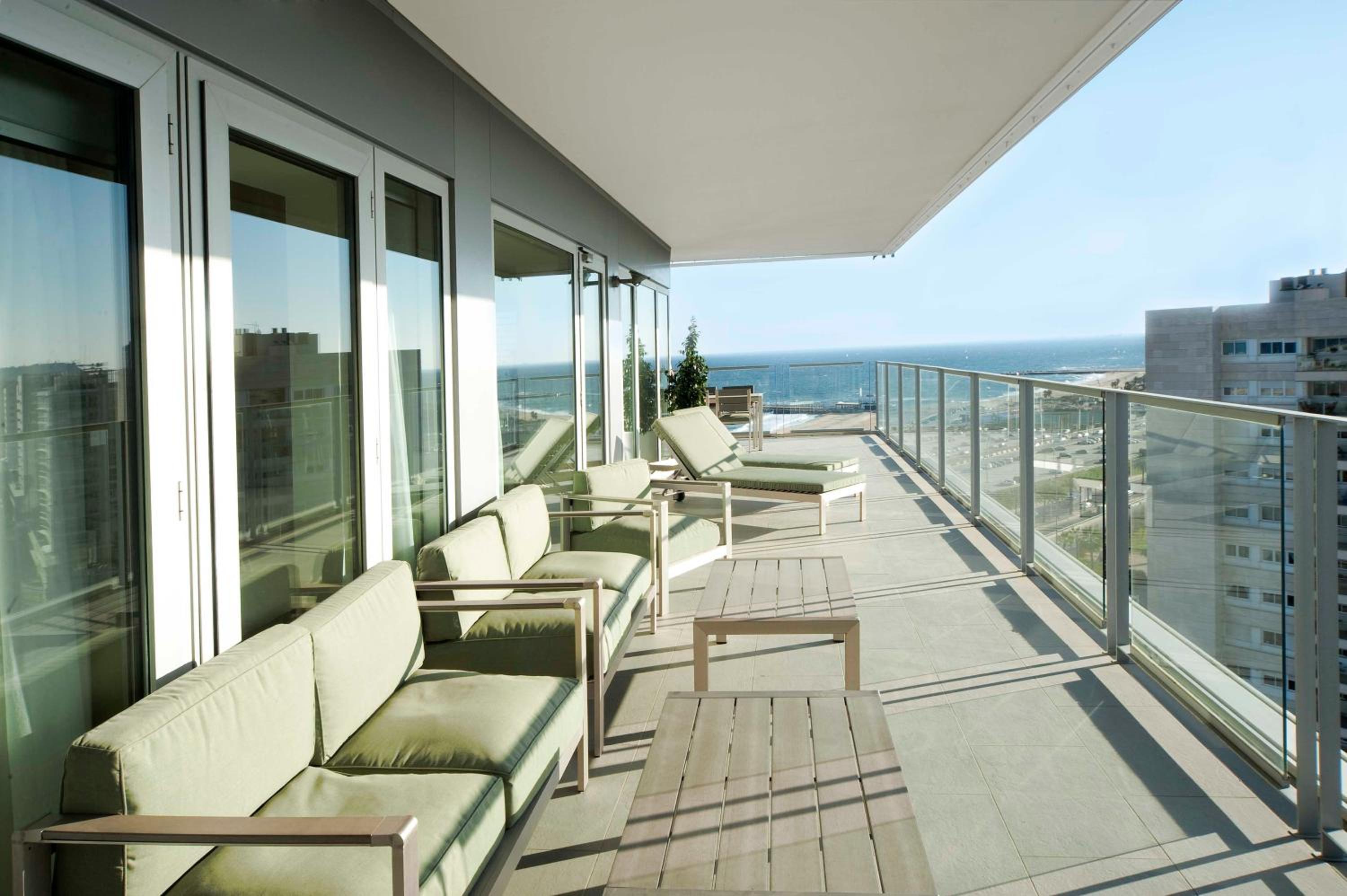 You Stylish Beach Apartments