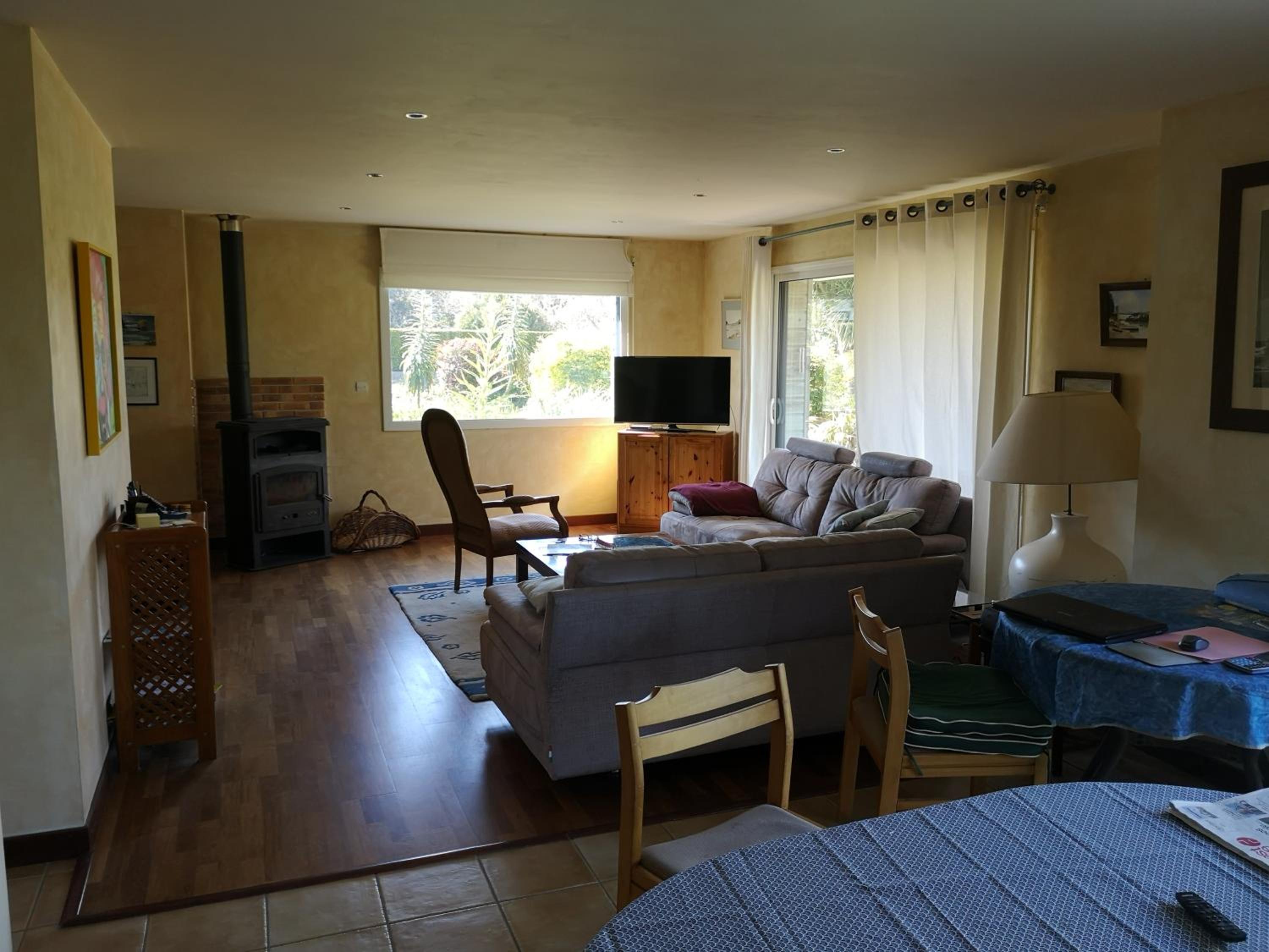 Chambre dans Maison fleurie et calme view 3