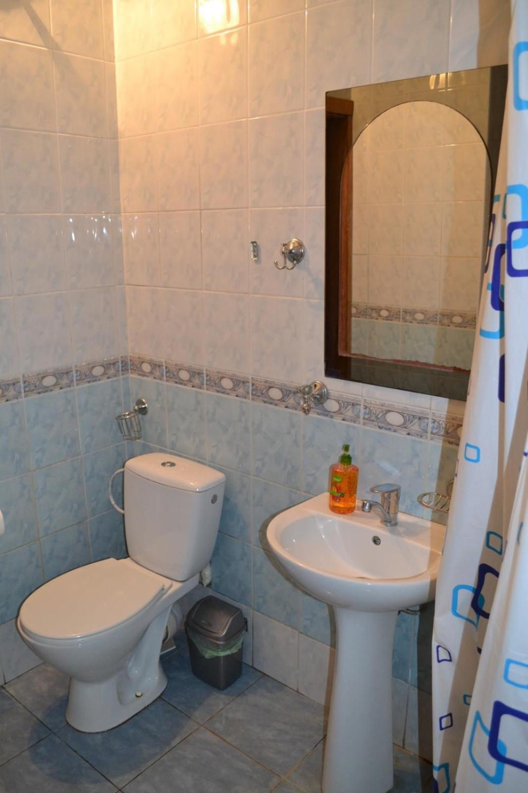 Photo 33