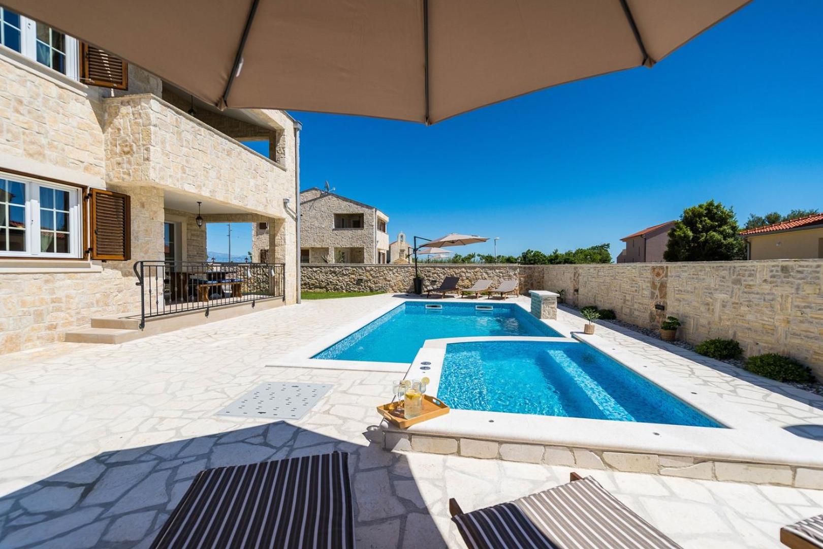 Villa Stancija Privlaka 1 with heated pool view 3