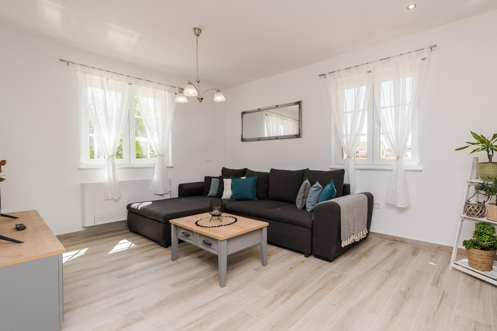 Villa Stancija Privlaka 1 with heated pool view 5
