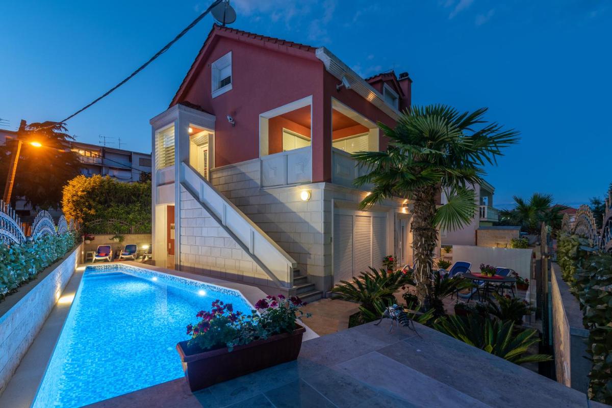 Hotel Luxury Villa Sara-trogir Center-pool