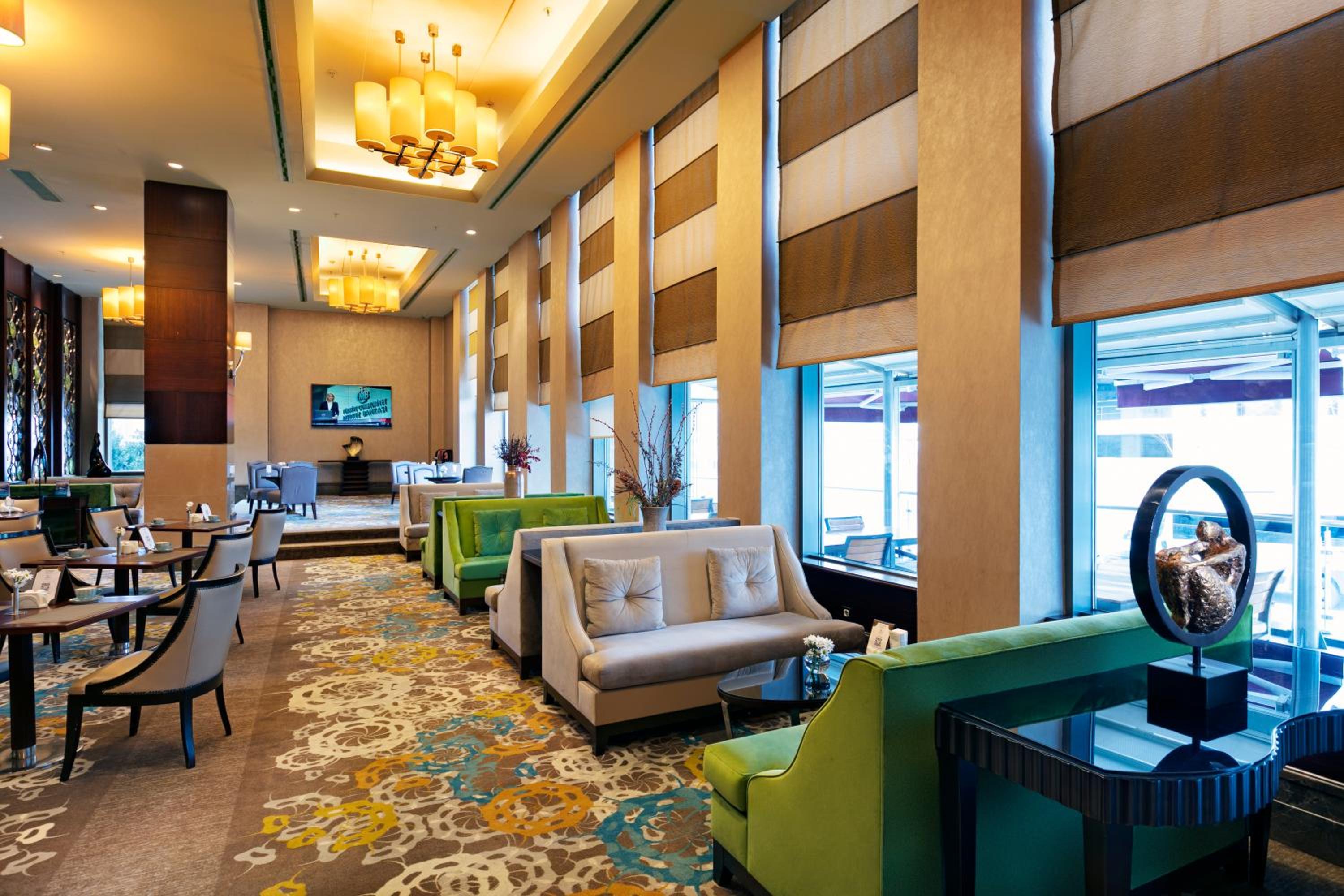 Titanic Business Kartal - Image 37