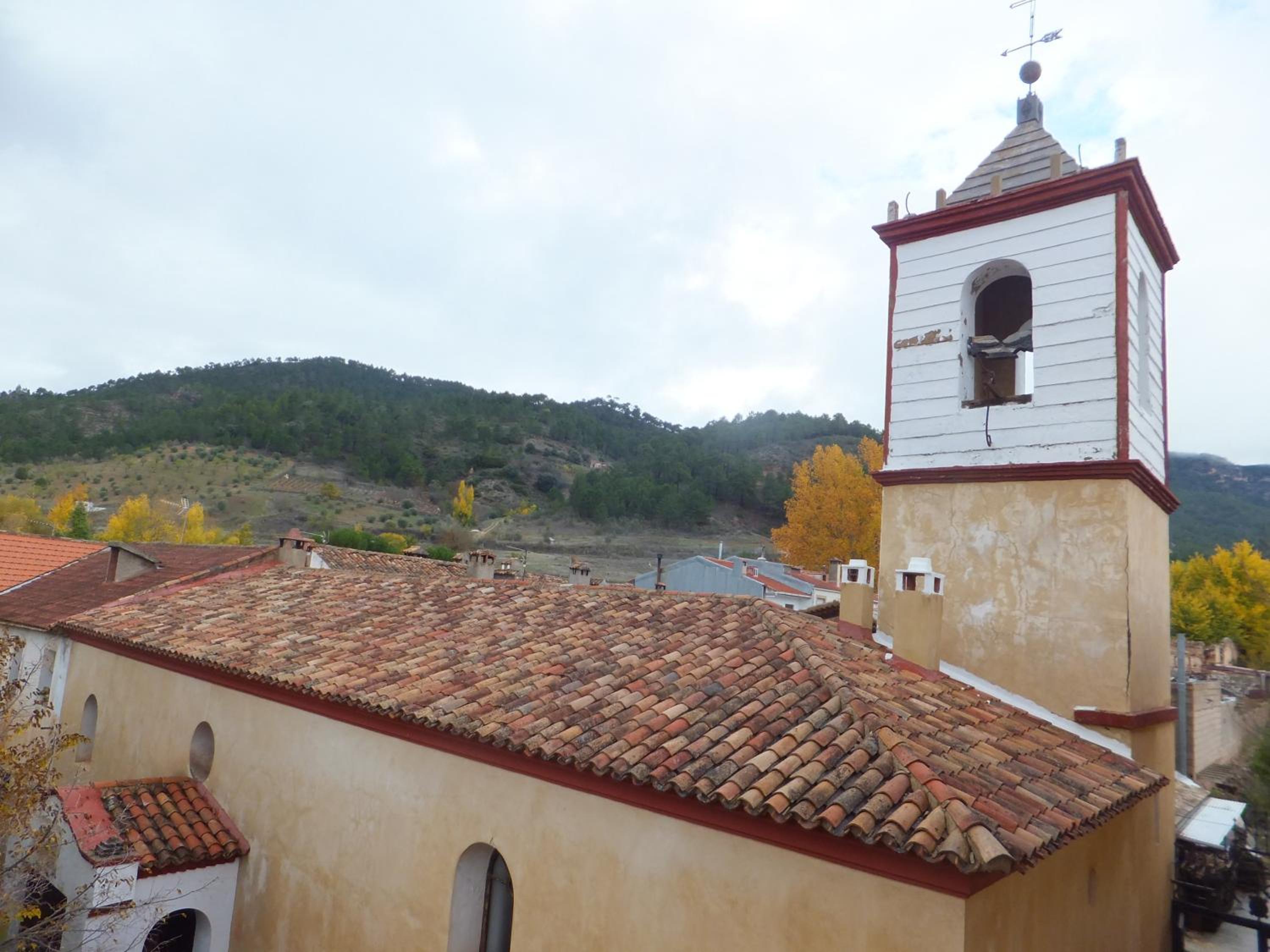 Puerta del Arco view 3