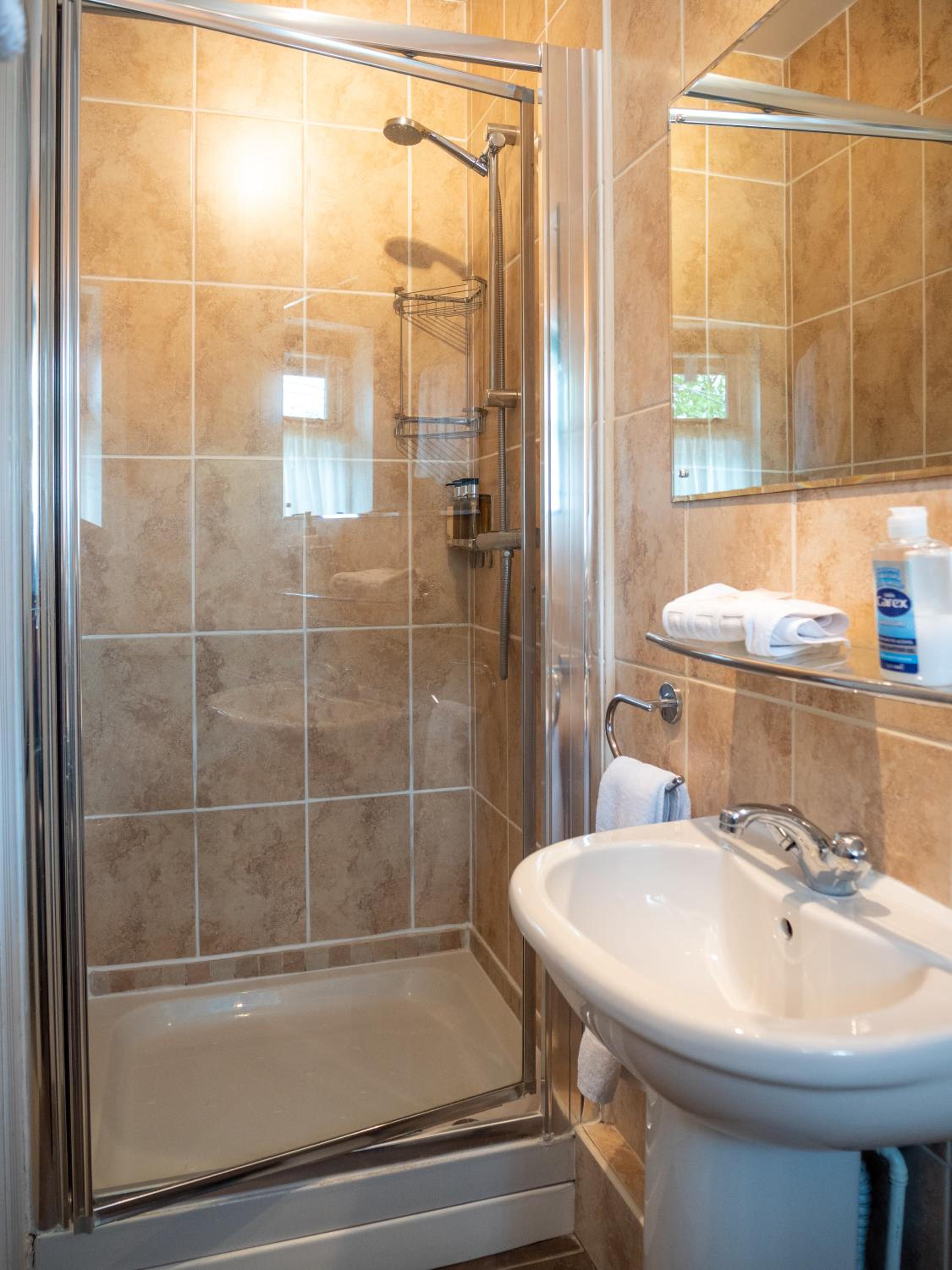 Avalon House B&B
