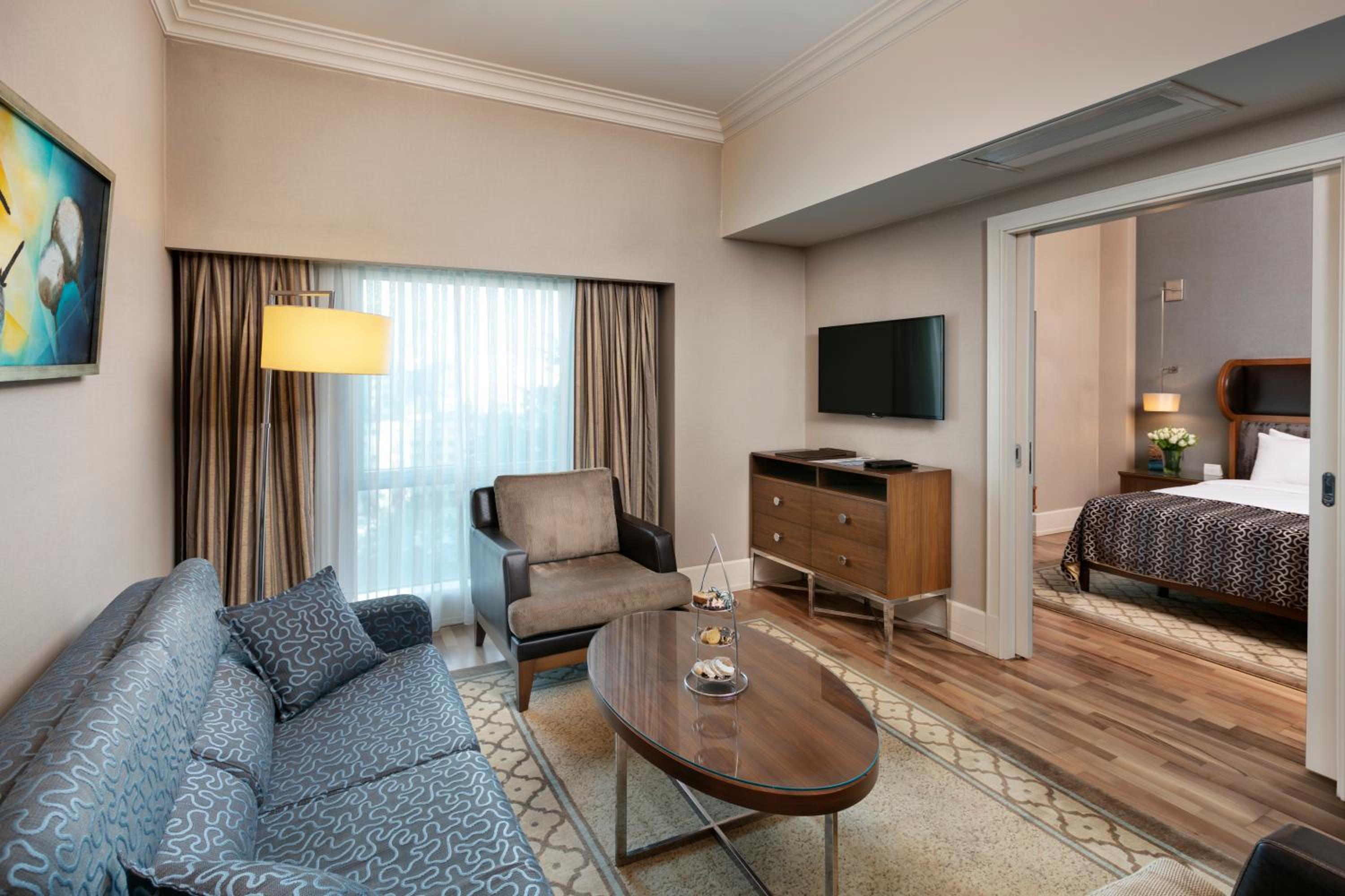 Titanic Business Kartal - Image 25