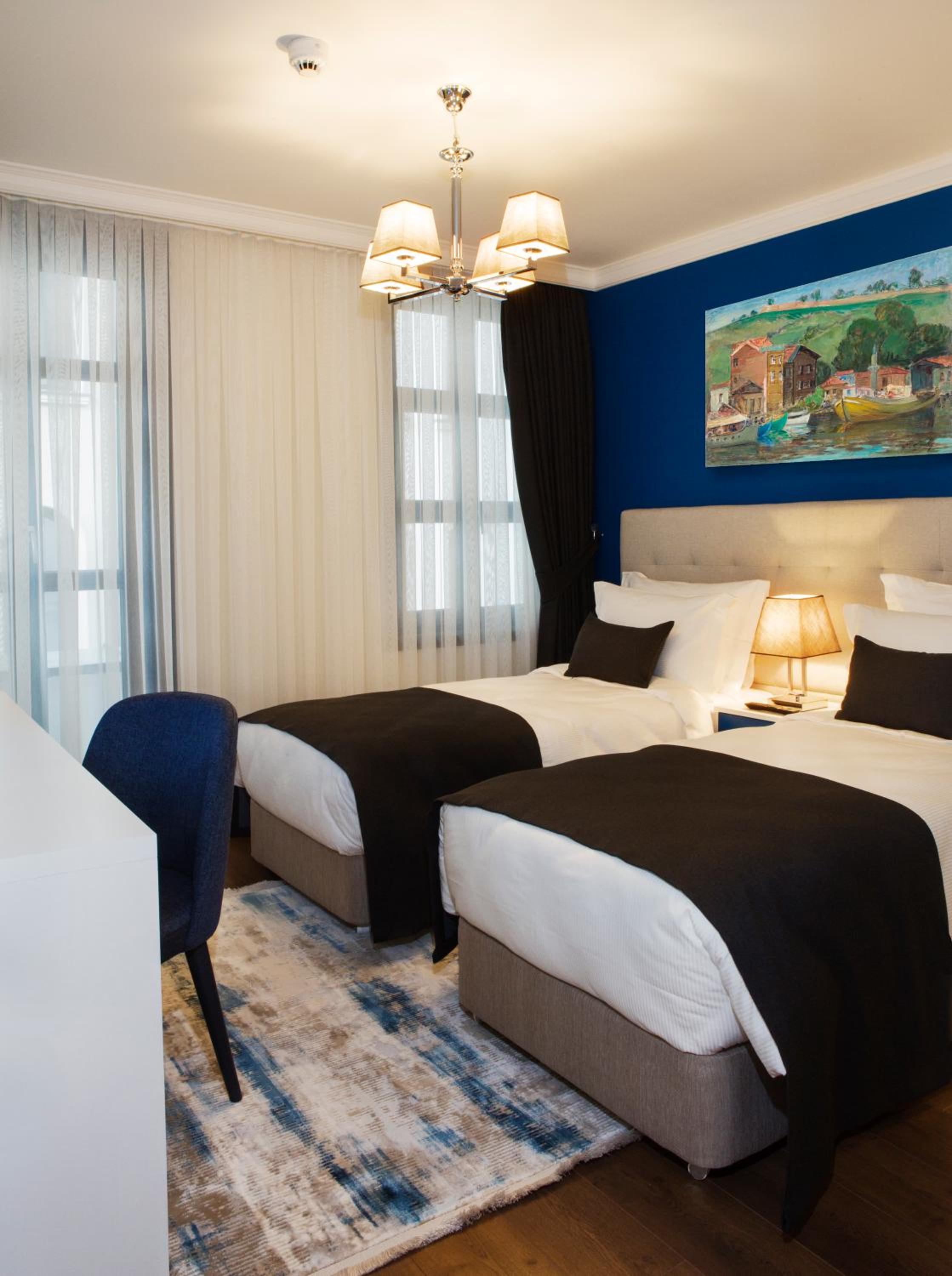 Garlon Residence - Image 76