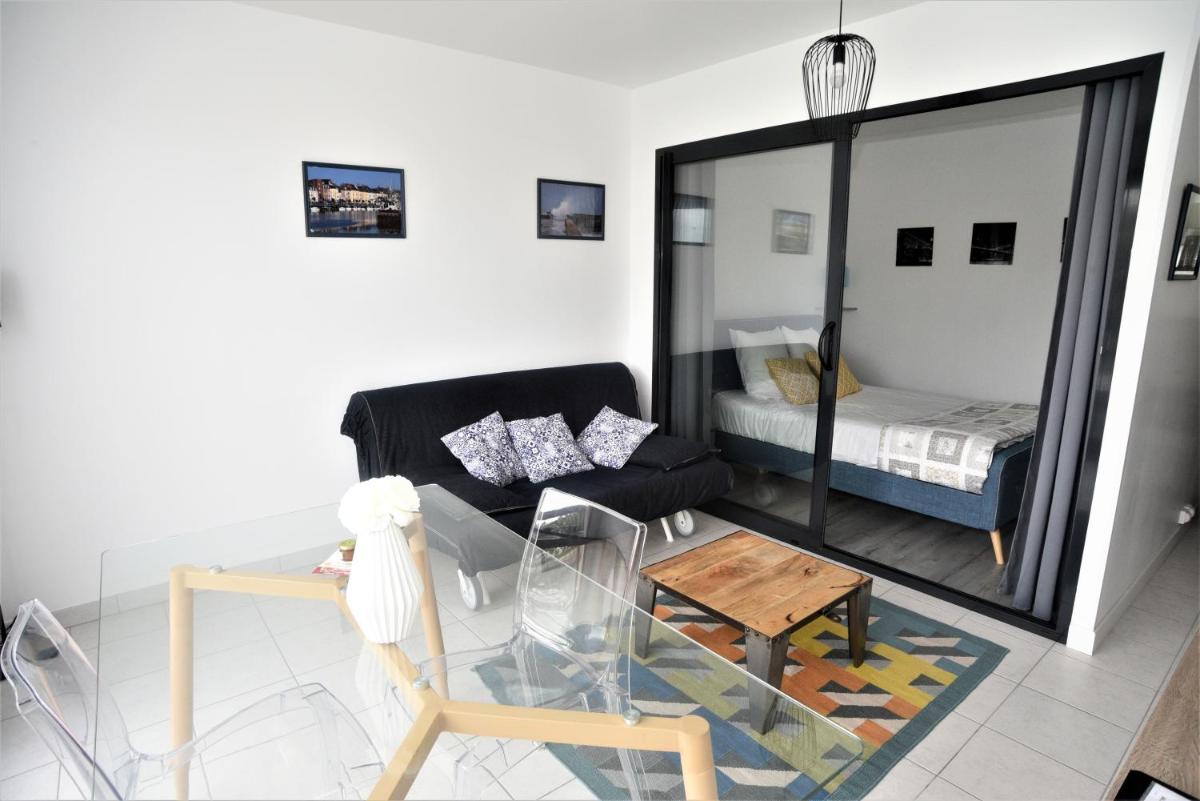 Le Chenal - Property Image 2