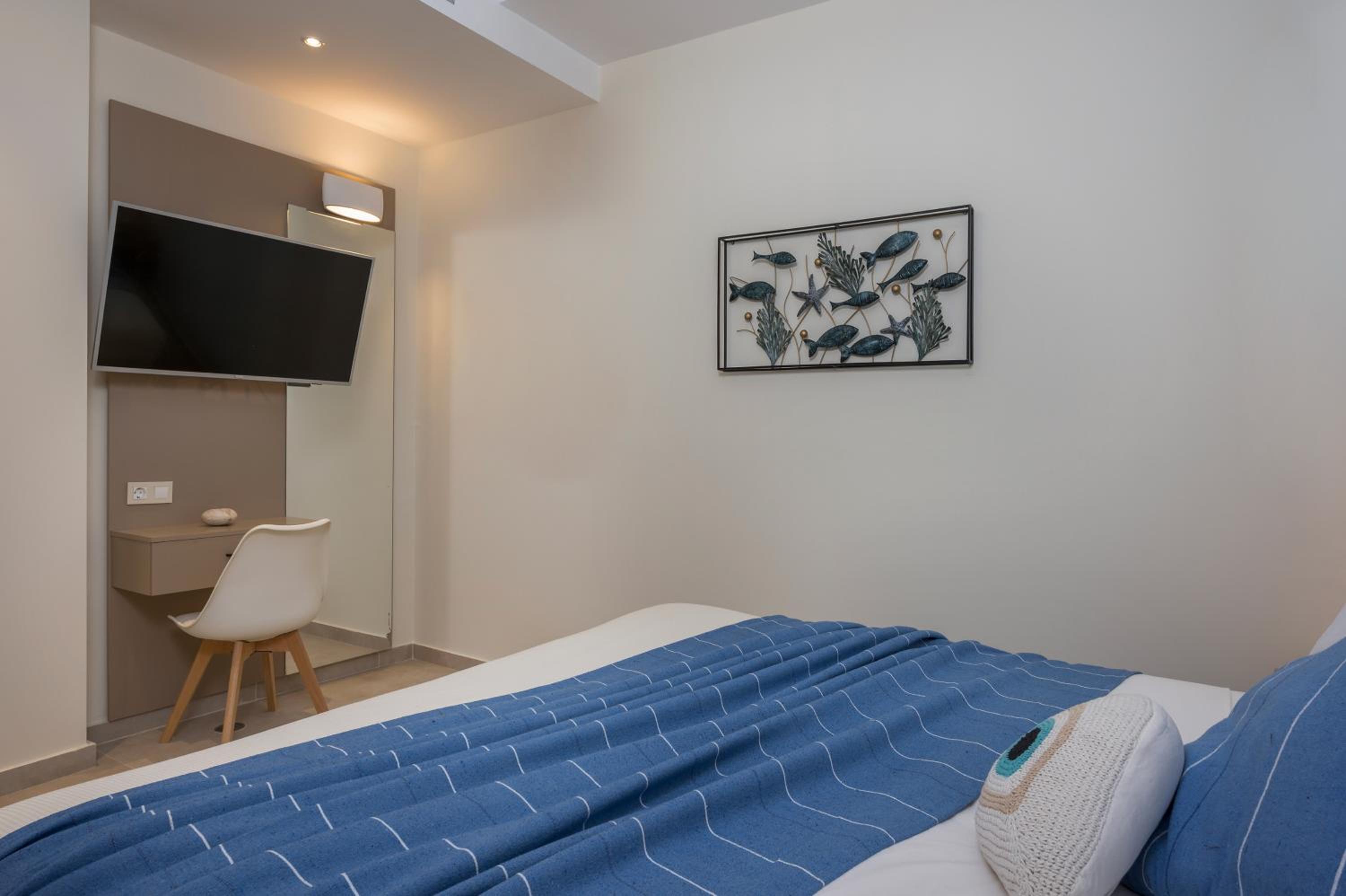 Kolymbari Sea Front Cozy Apartments