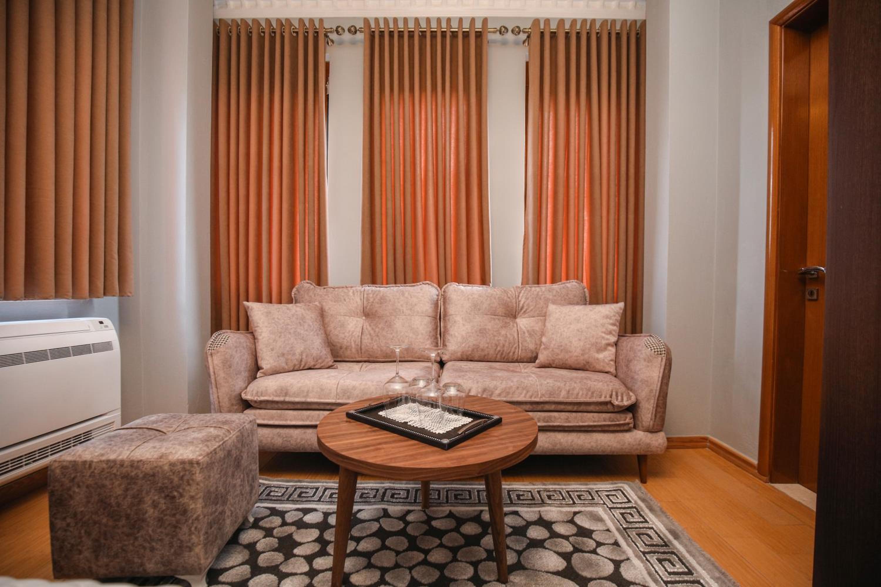 Vila 3 Korçë