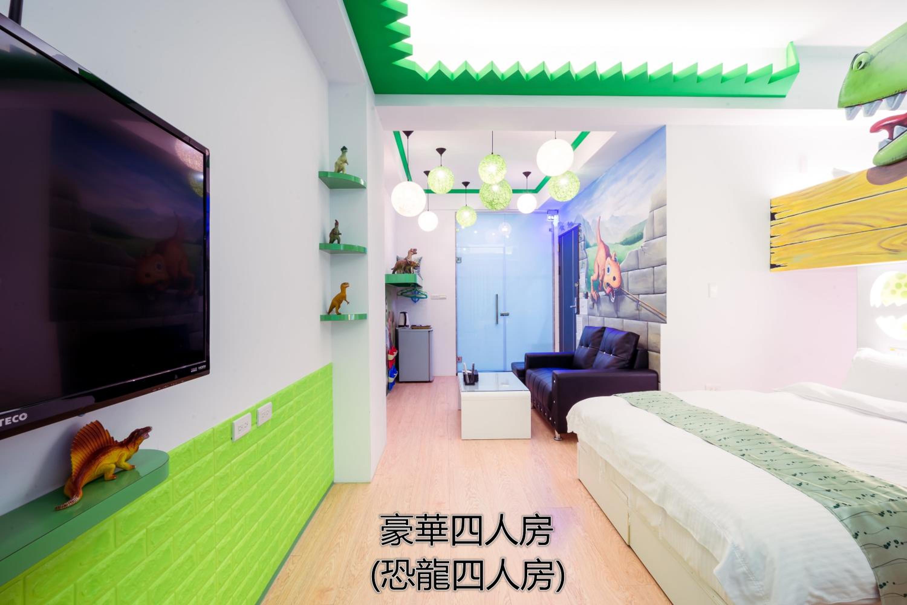 台南樂遊親子溜滑梯電梯民宿