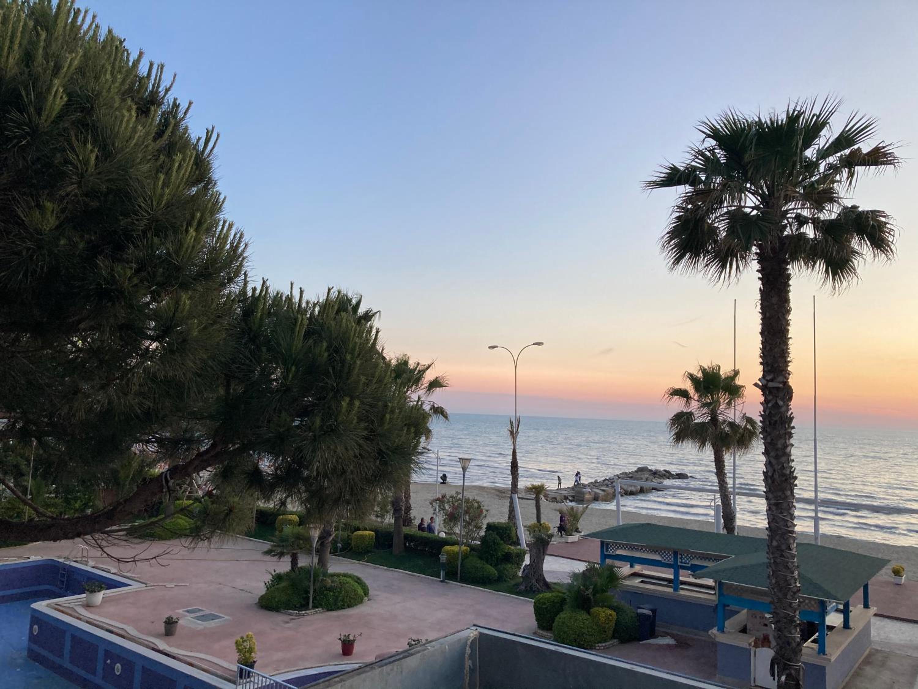 Fiona's Sea View Apartment