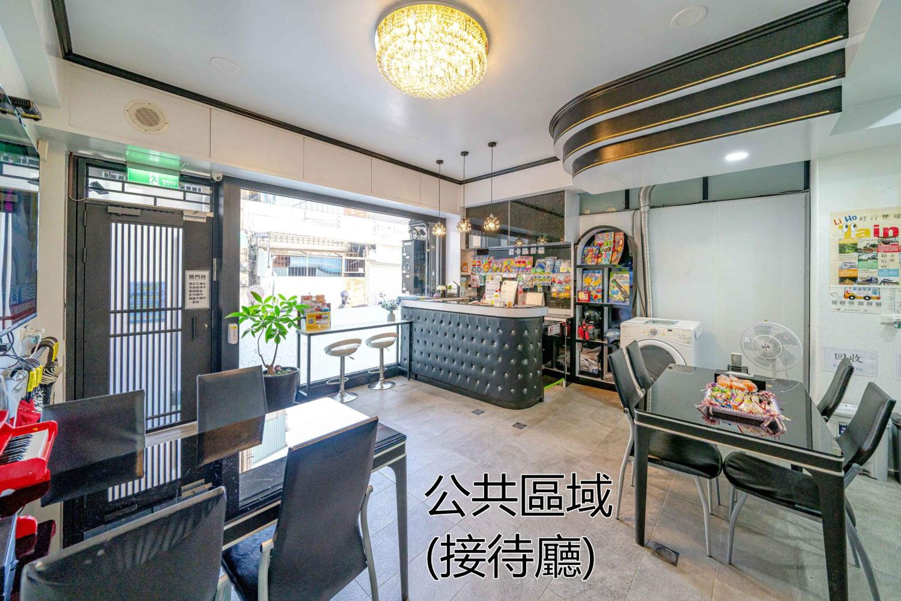 台南樂遊親子溜滑梯電梯民宿