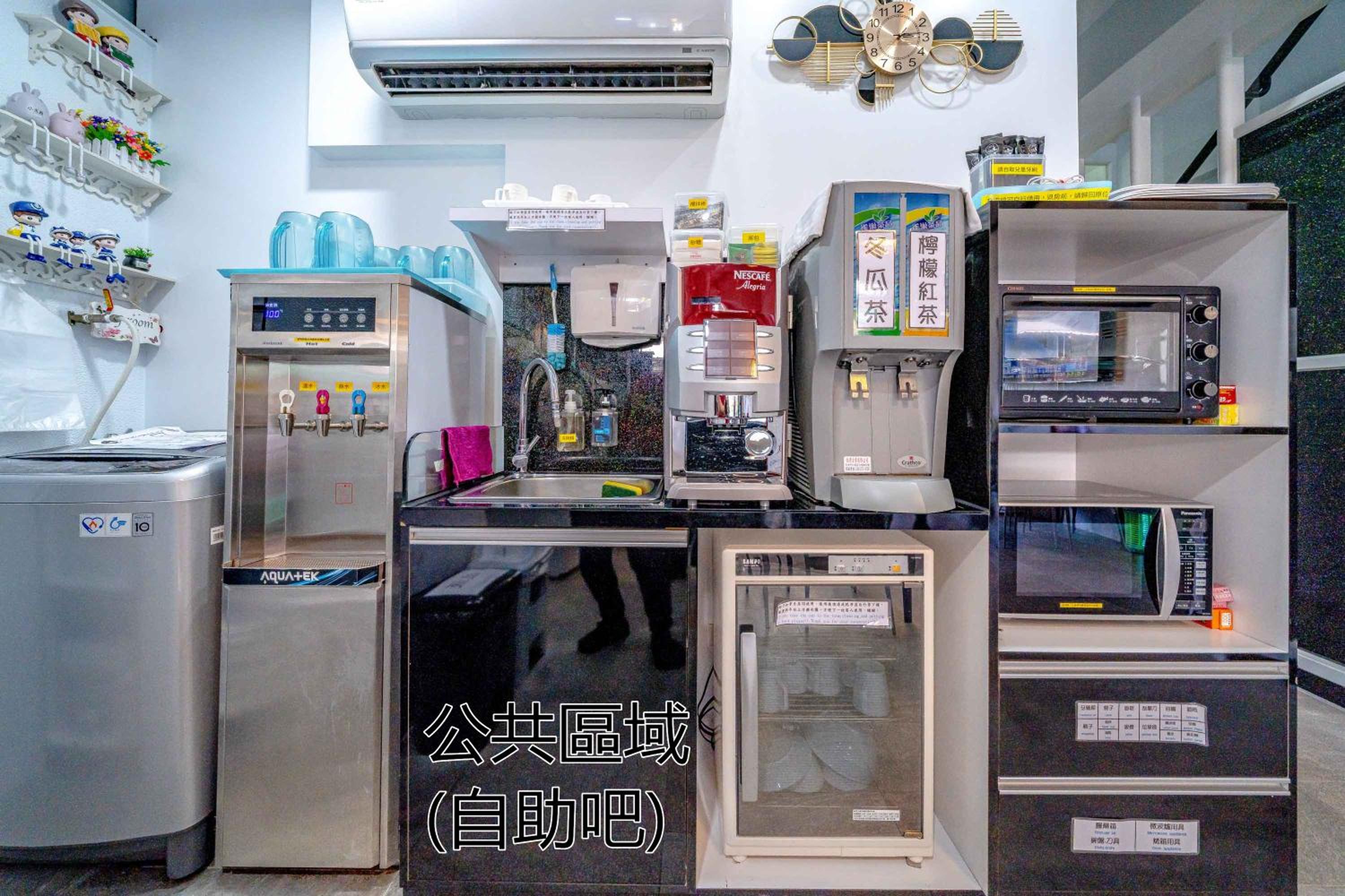 台南樂遊親子溜滑梯電梯民宿