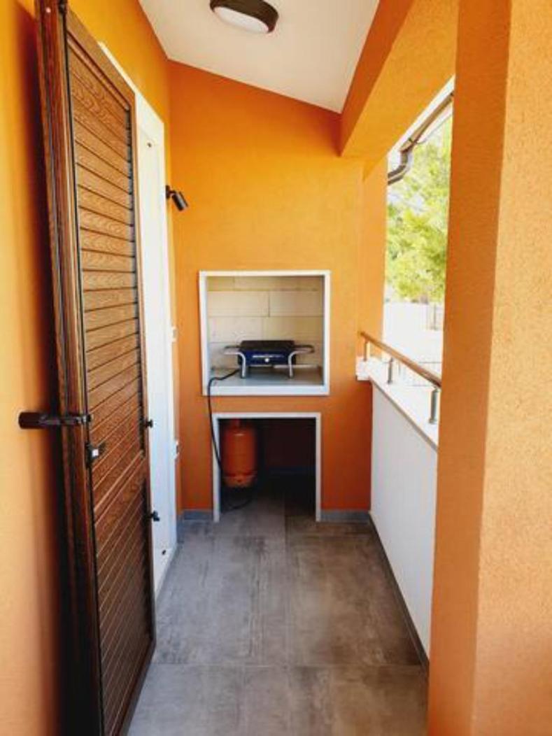 Modern apartment Ana view 4