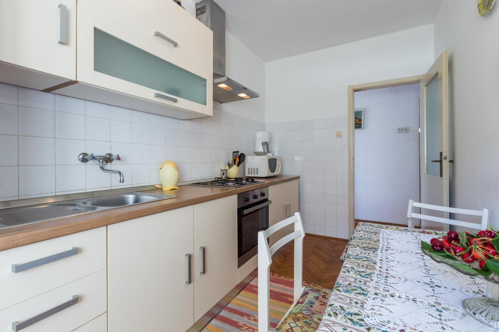 Photo 49