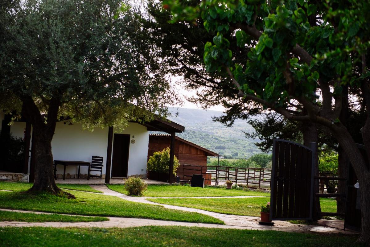 Pantalica Ranch Agriturismo Siciliano view 4