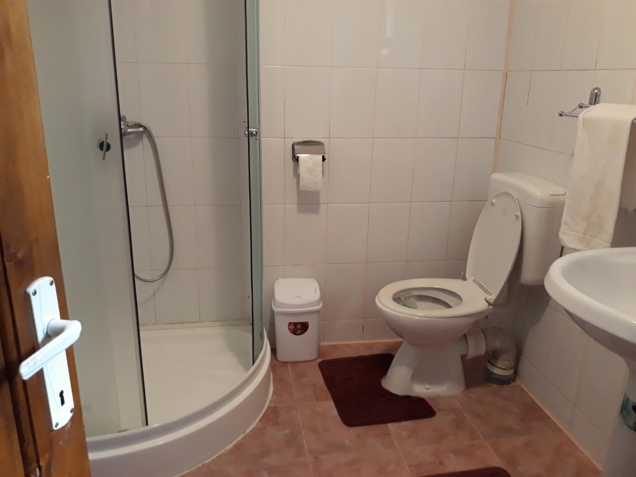 Casa de Peste Apă view 3