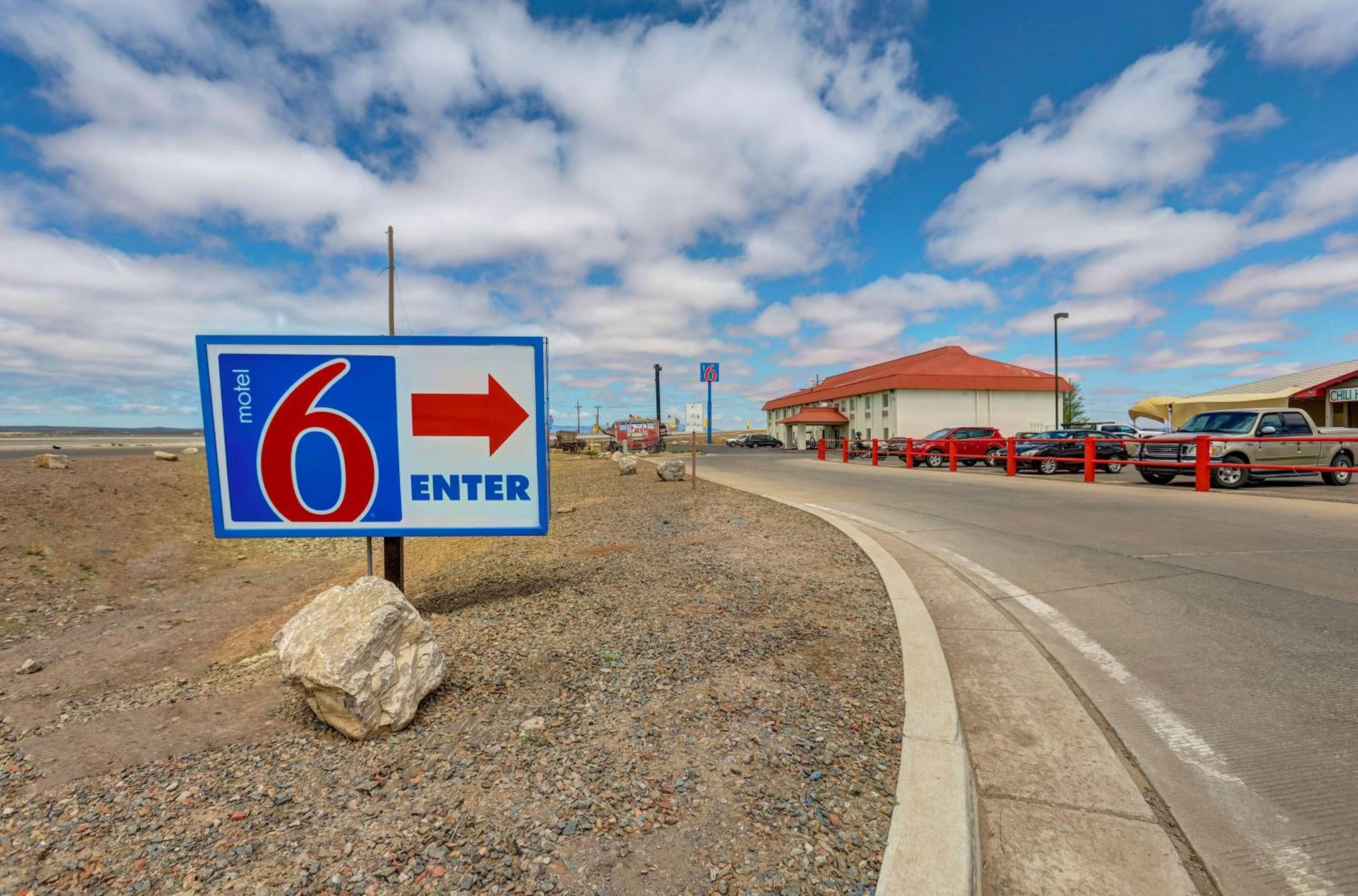Motel 6-Moriarty, NM view 2