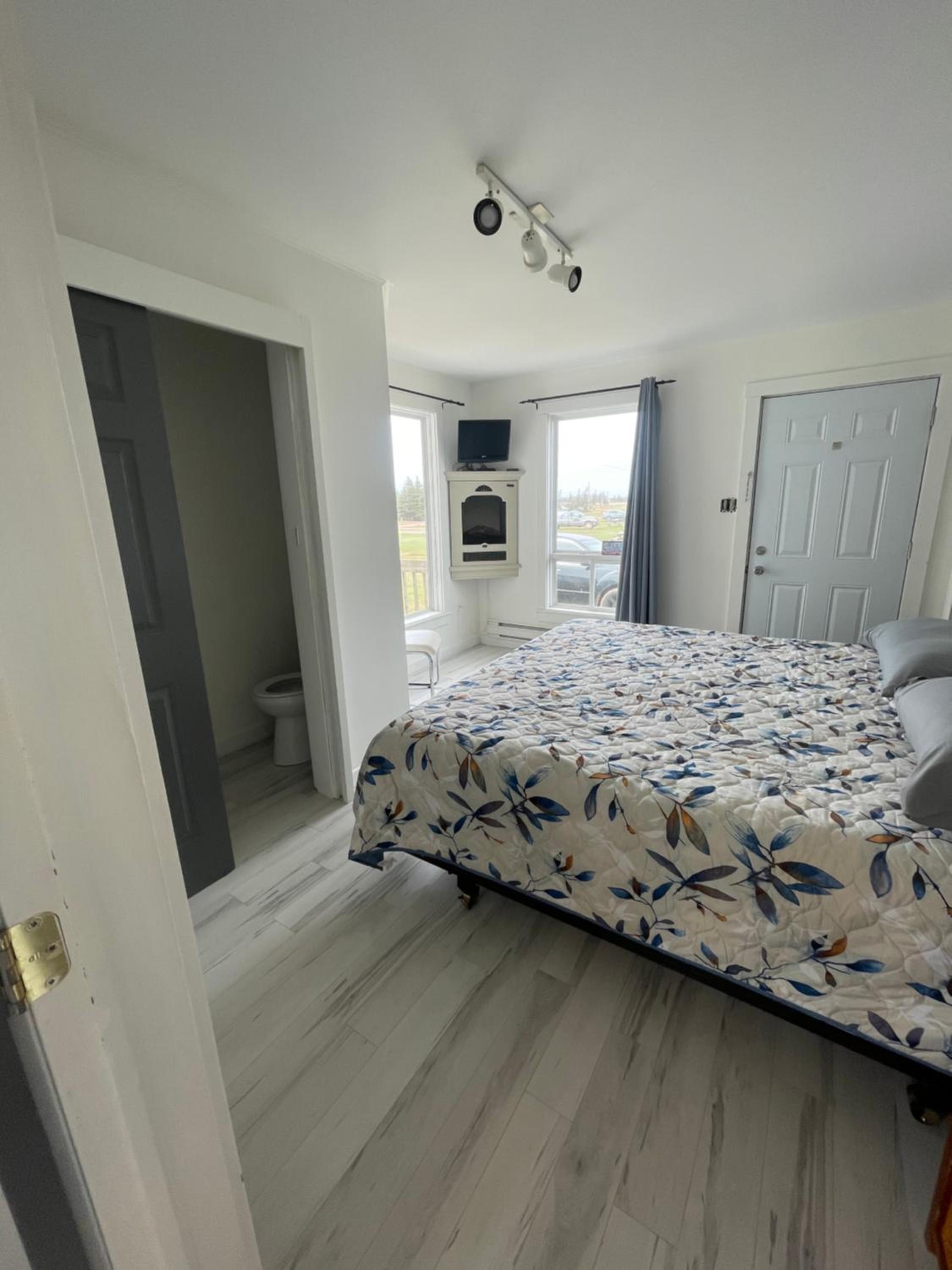 Amherst Cove Cottage # 5