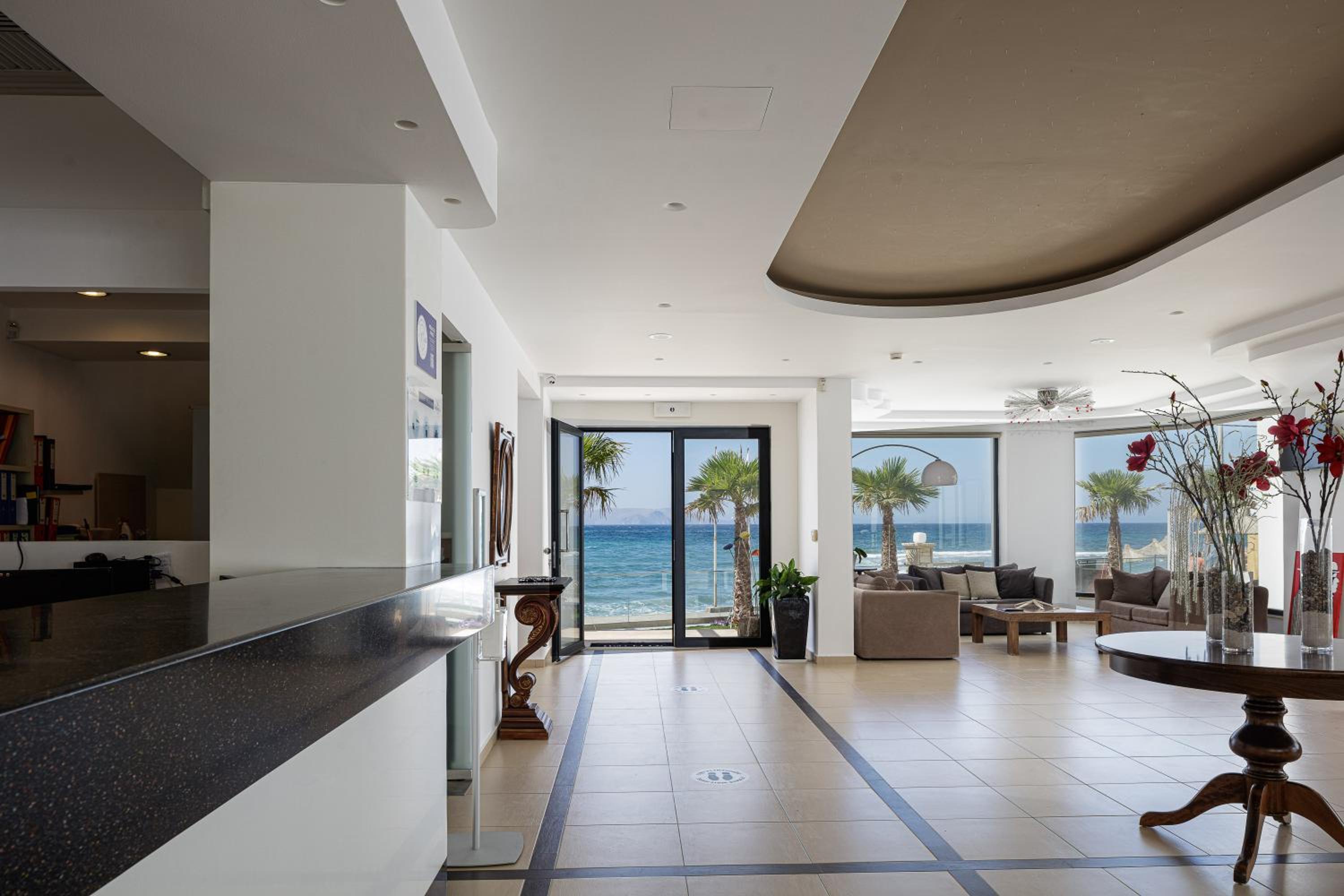 Golden Bay Hotel Bungalows, photo 12