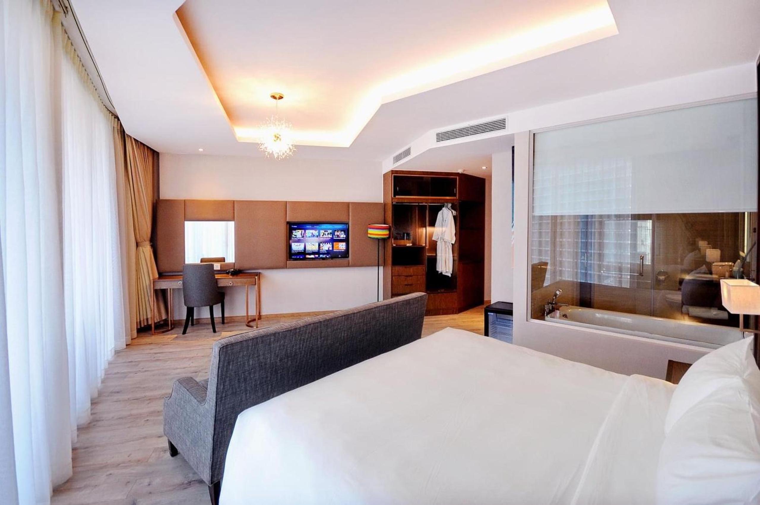 RIS Panorama Condotel