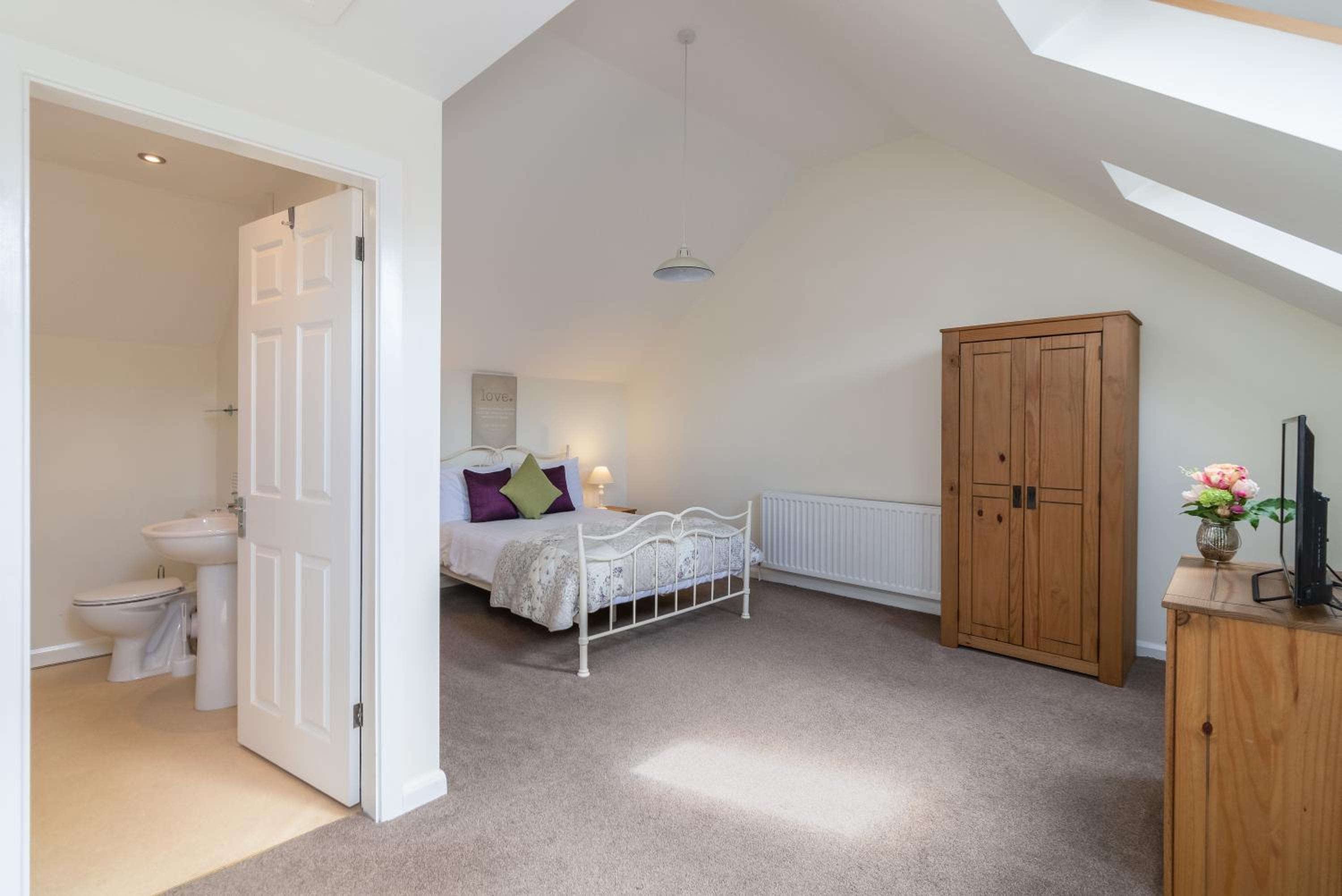 The Grainary Cottages