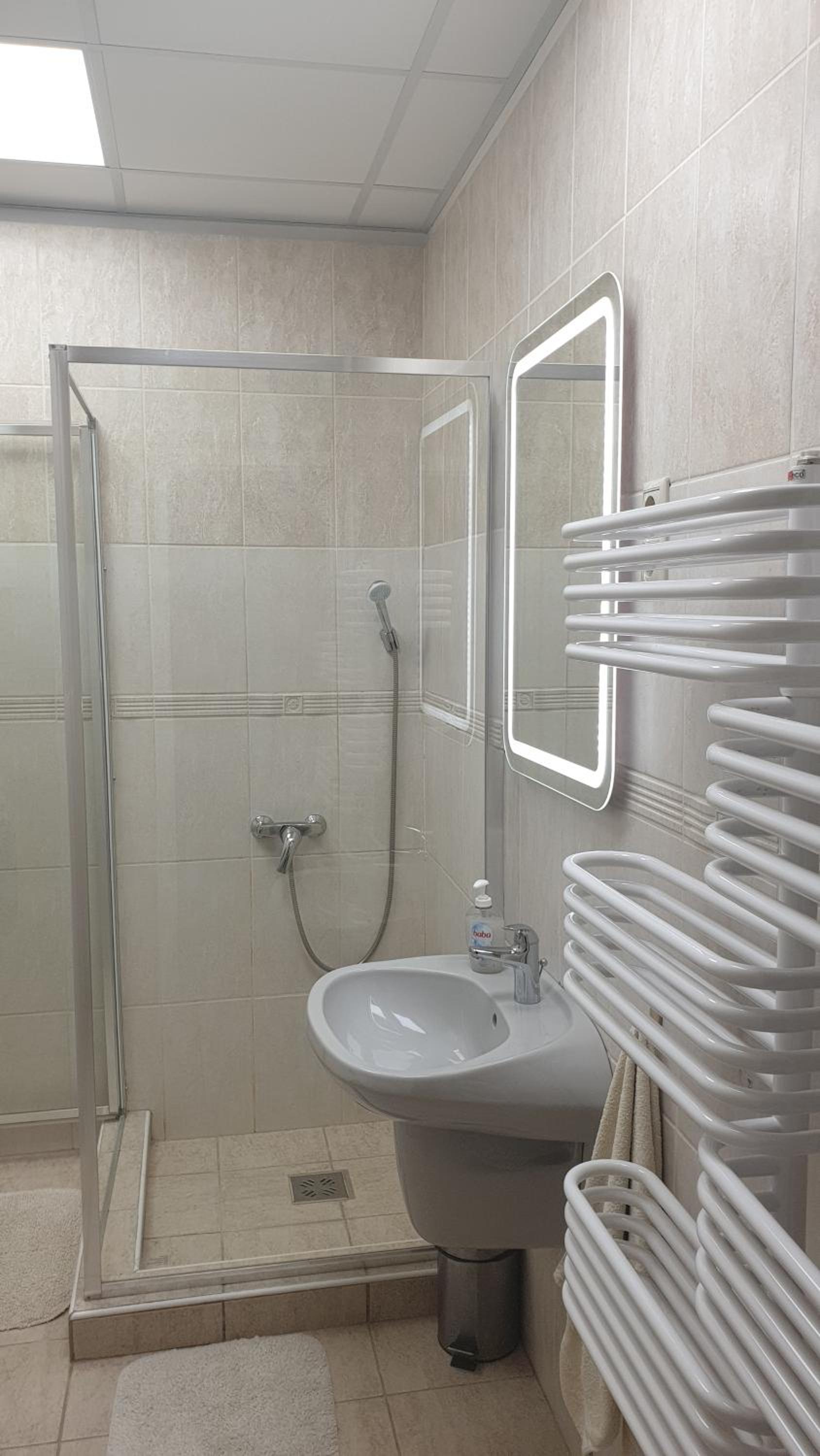 Photo 14